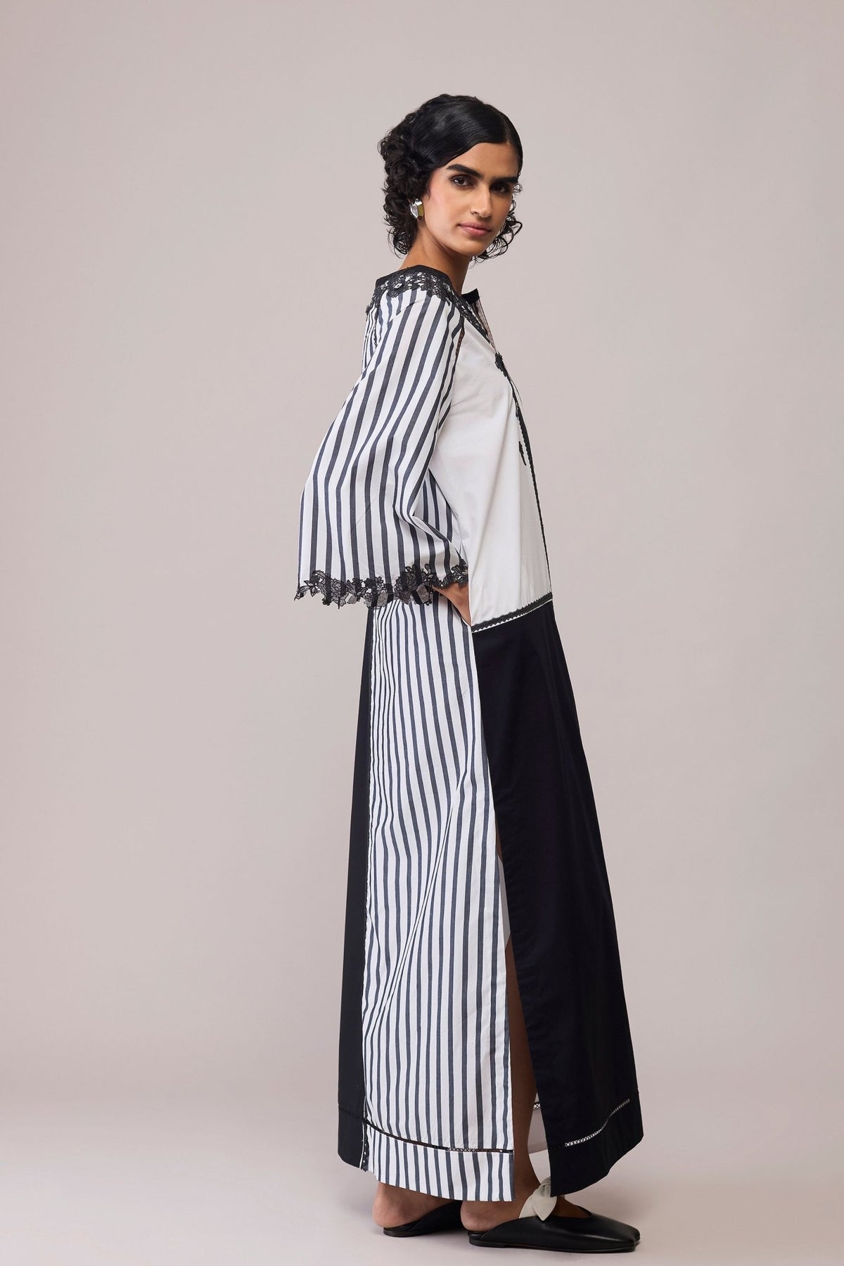 Neesa Black White Dress