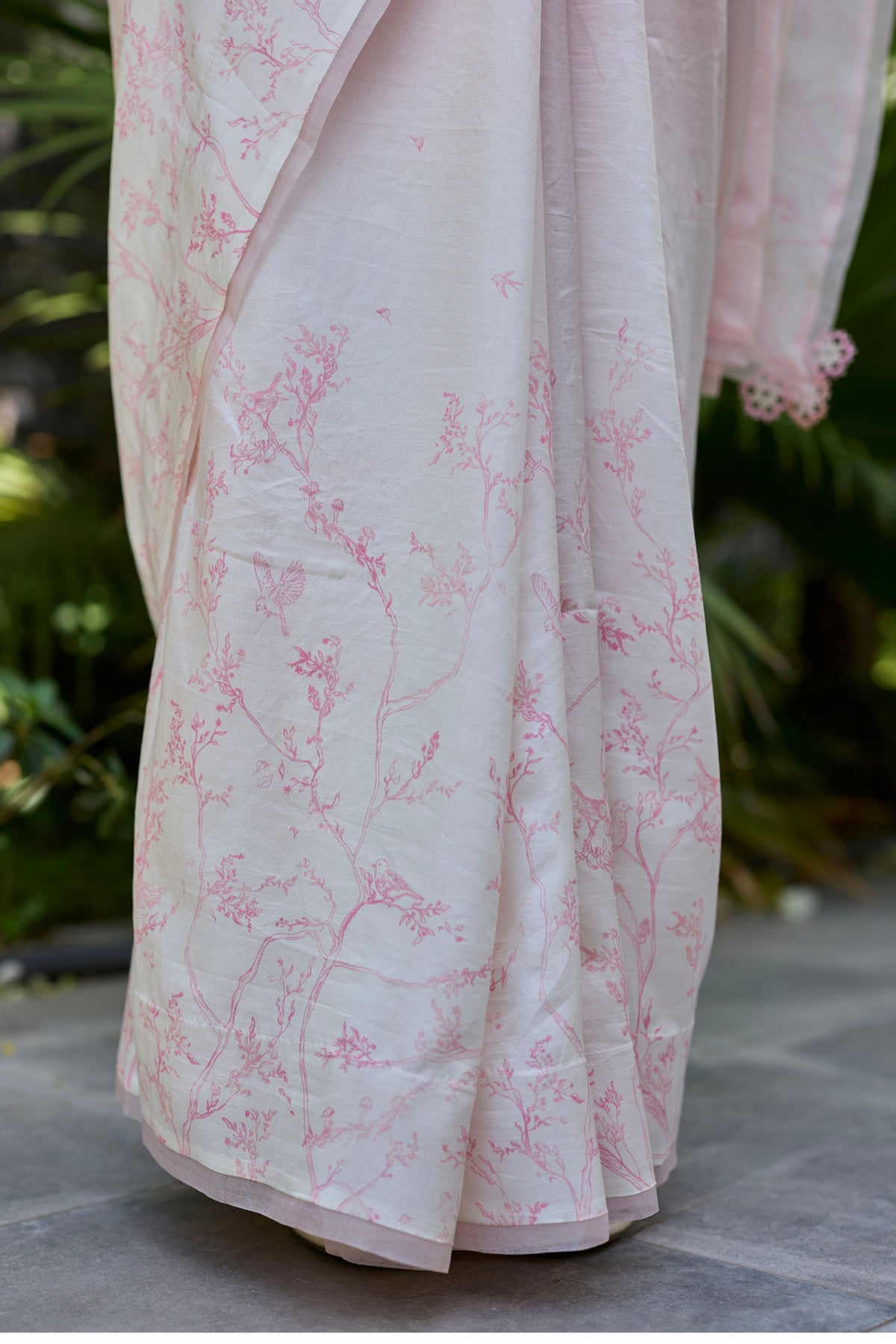 Once-upon-a-garden Pink Saree