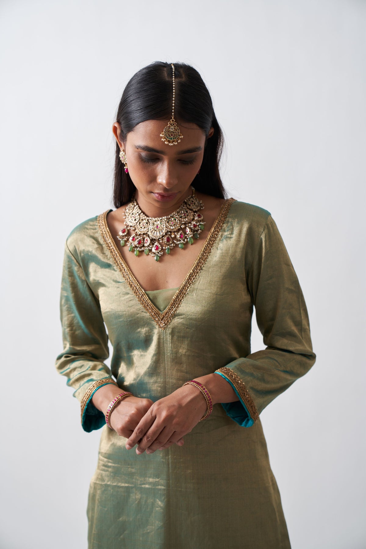 Amyra Sharara Set