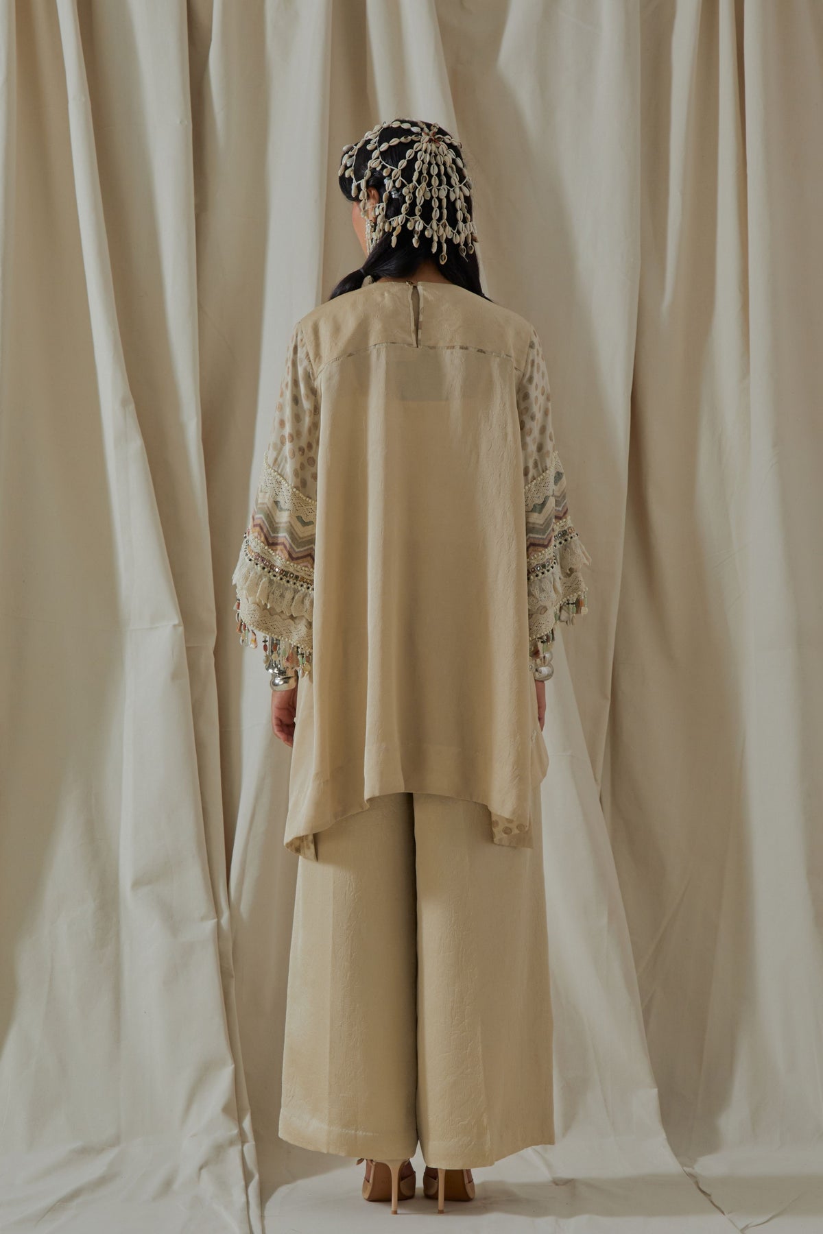 Mitra Short Kurta With Trouser