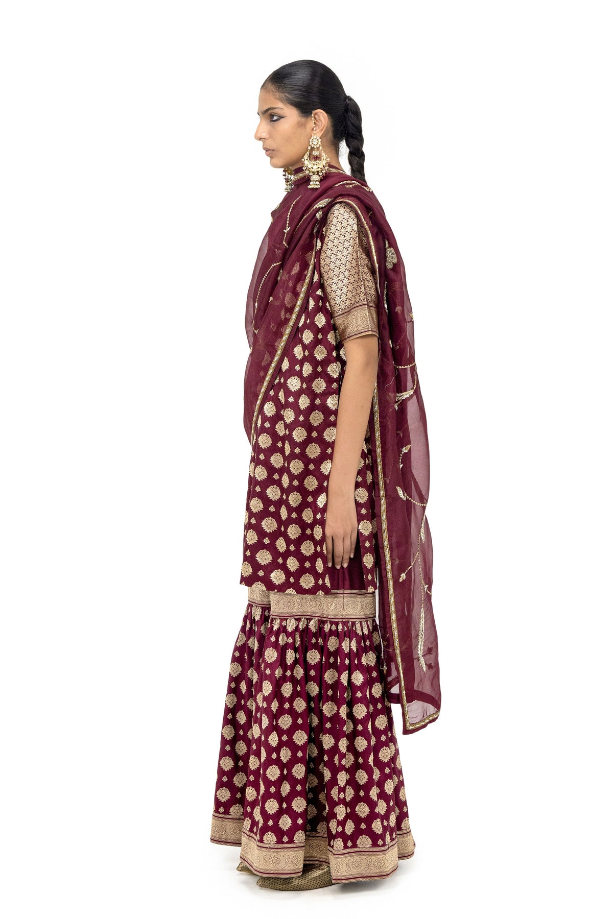 Chakhar Kirori Kurta And Sharara