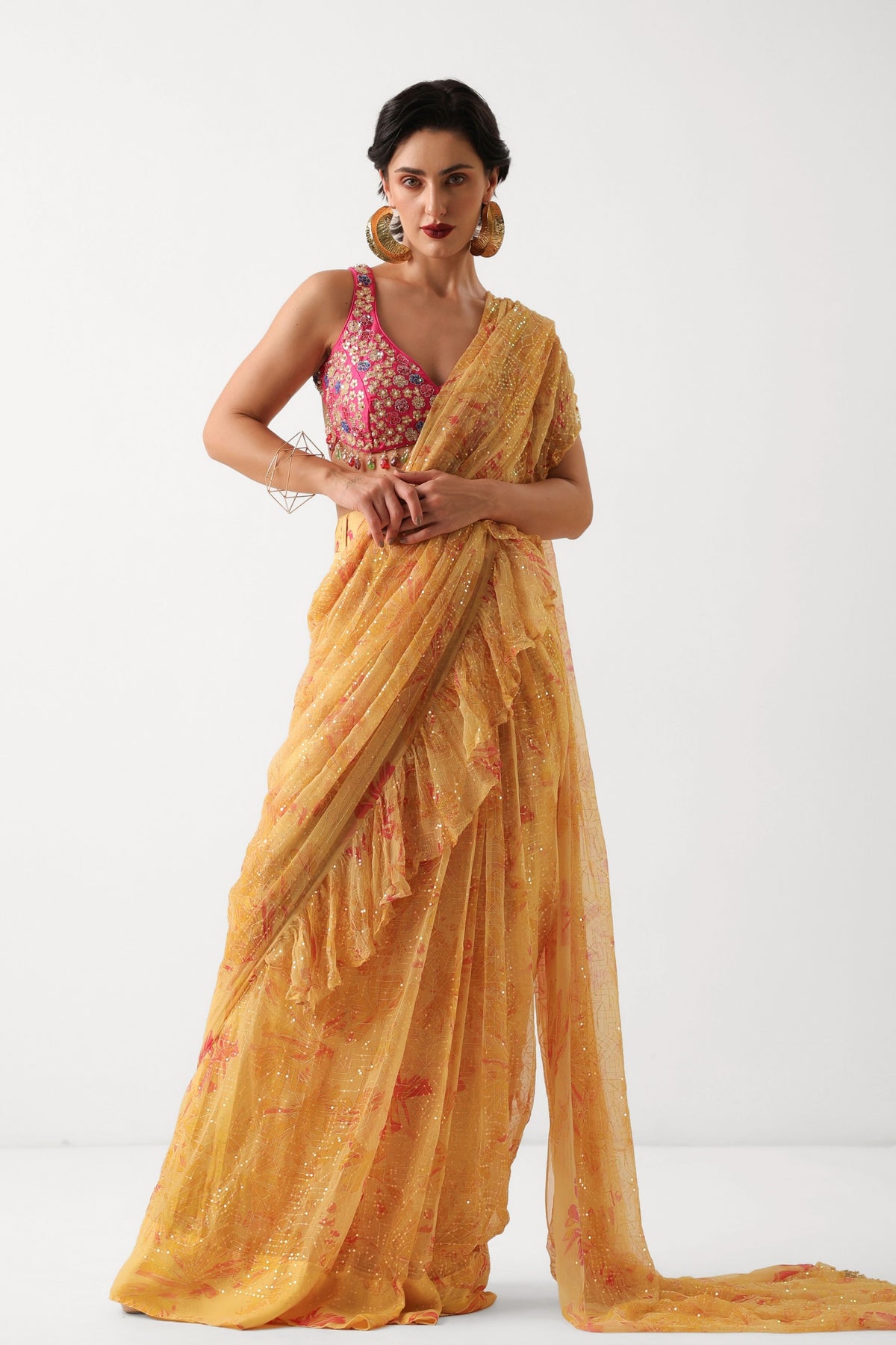 Alipore Jhilmil Saree Set