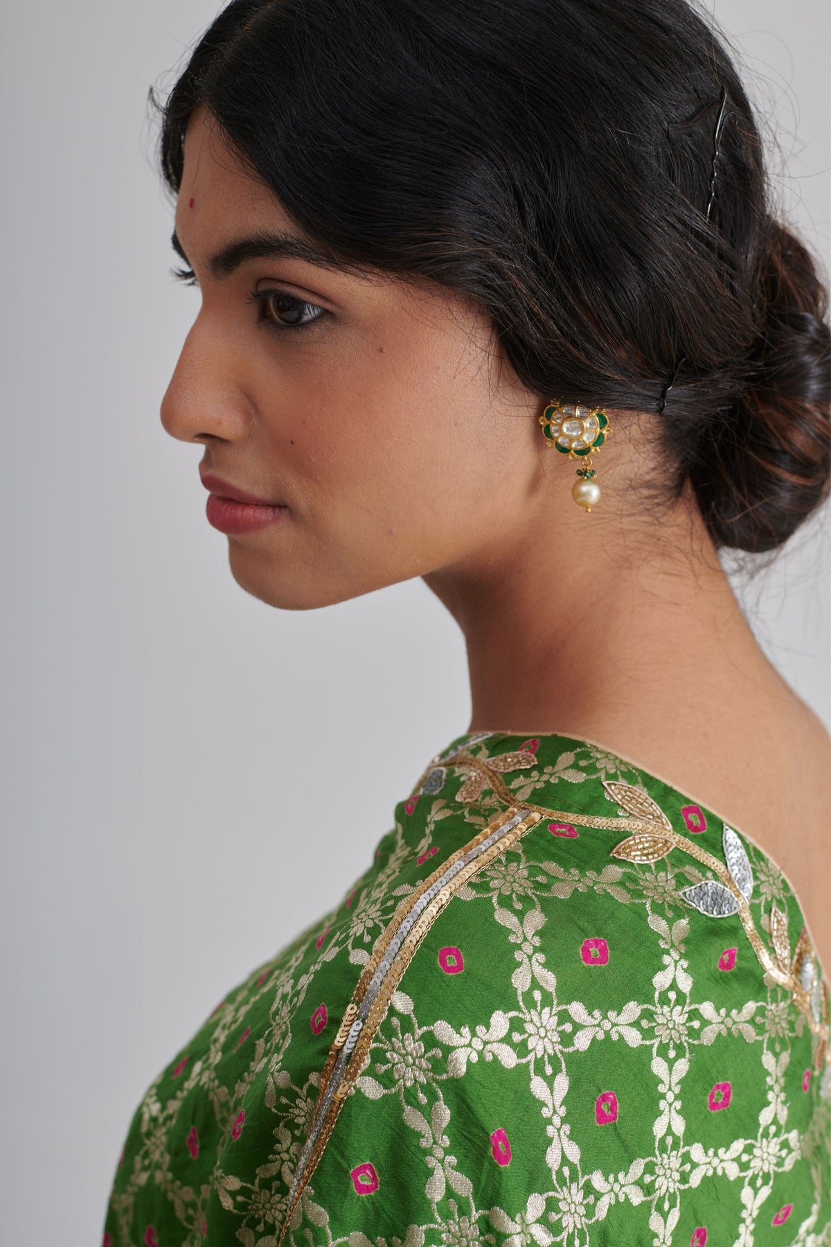 Mastani Cape Set