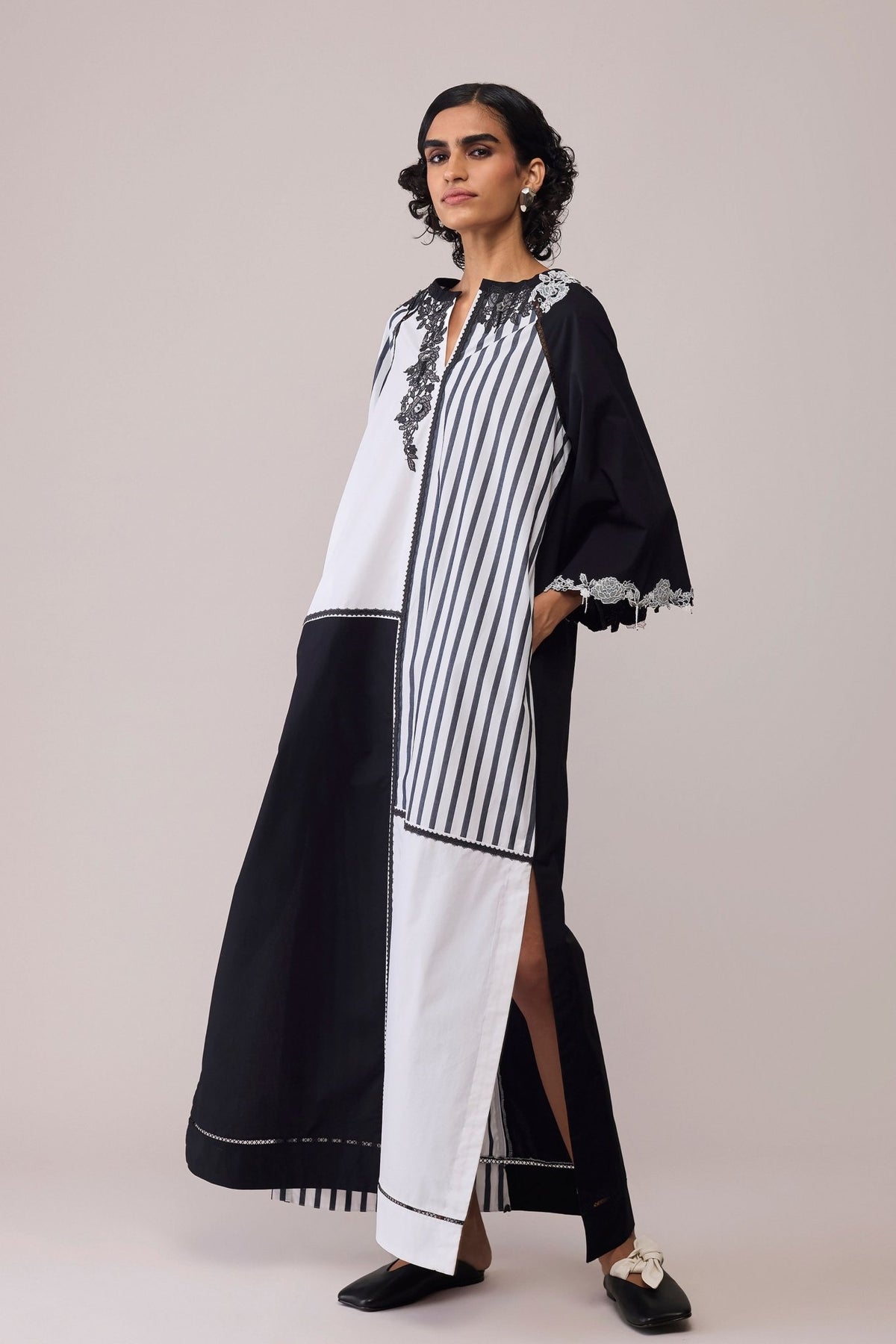 Neesa Black White Dress