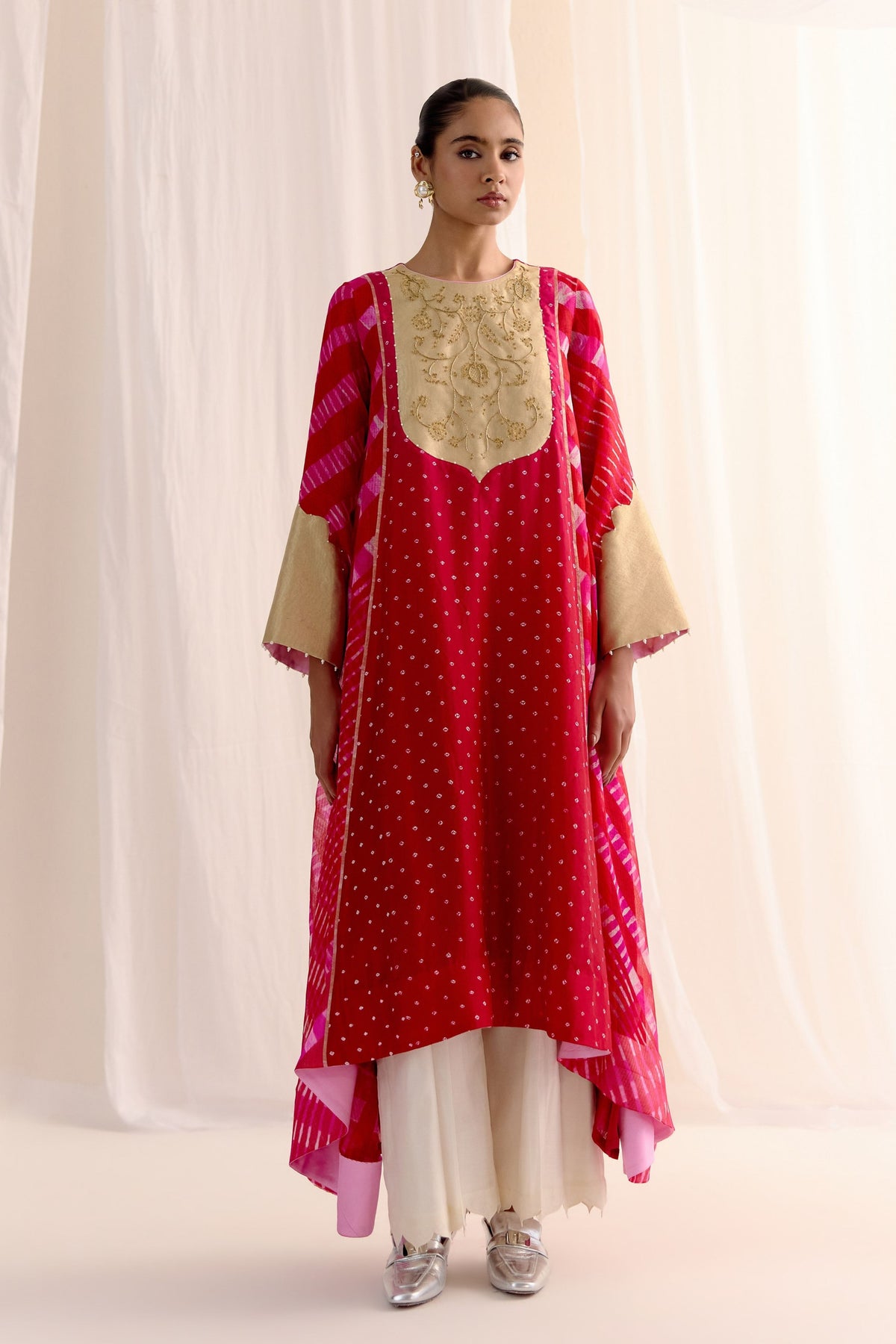 Rang-e-gulab Kurta Set