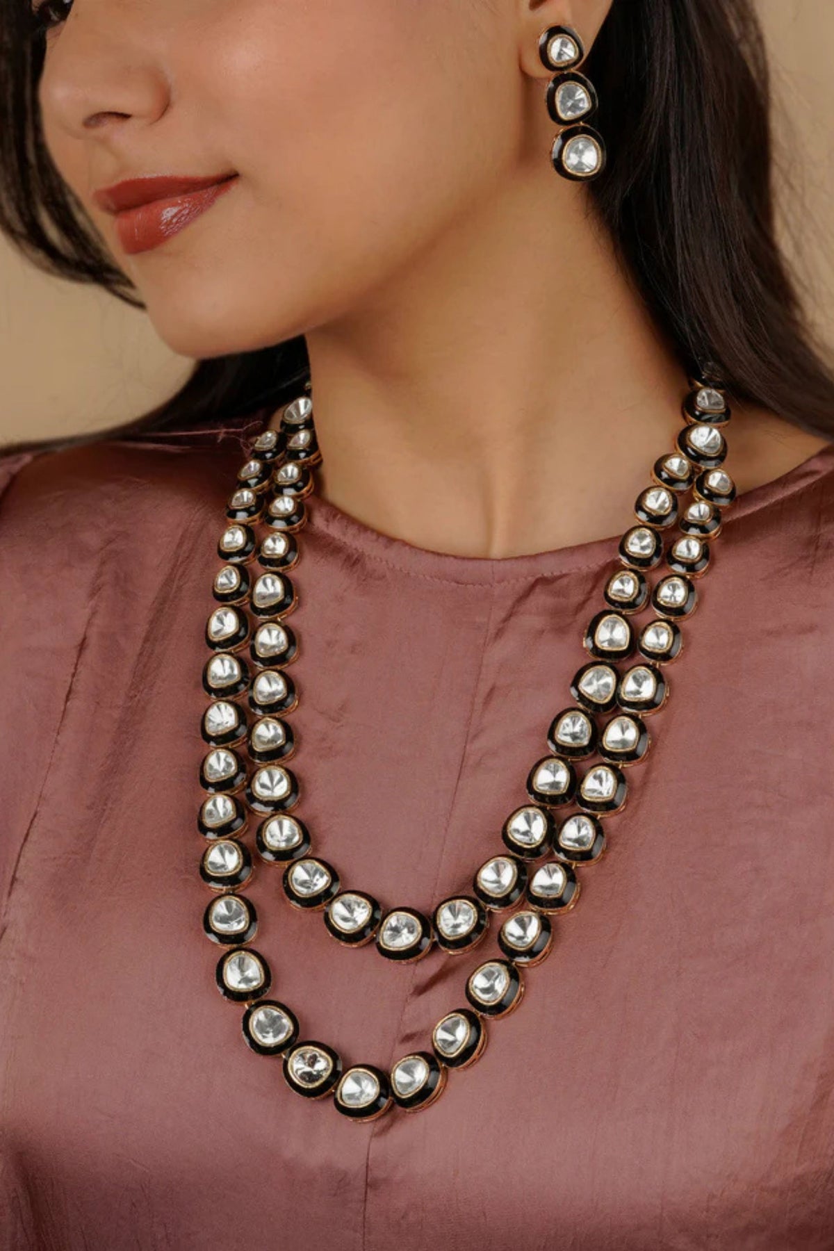 Black Color Contemporary Necklace Set