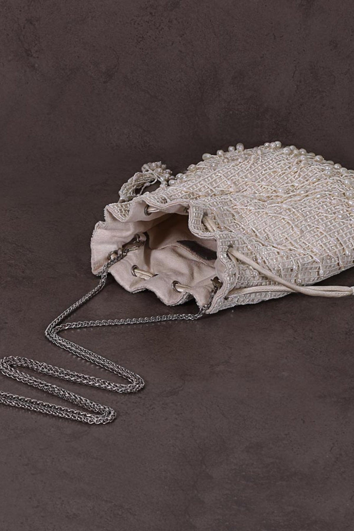 Opal Ivory Potli