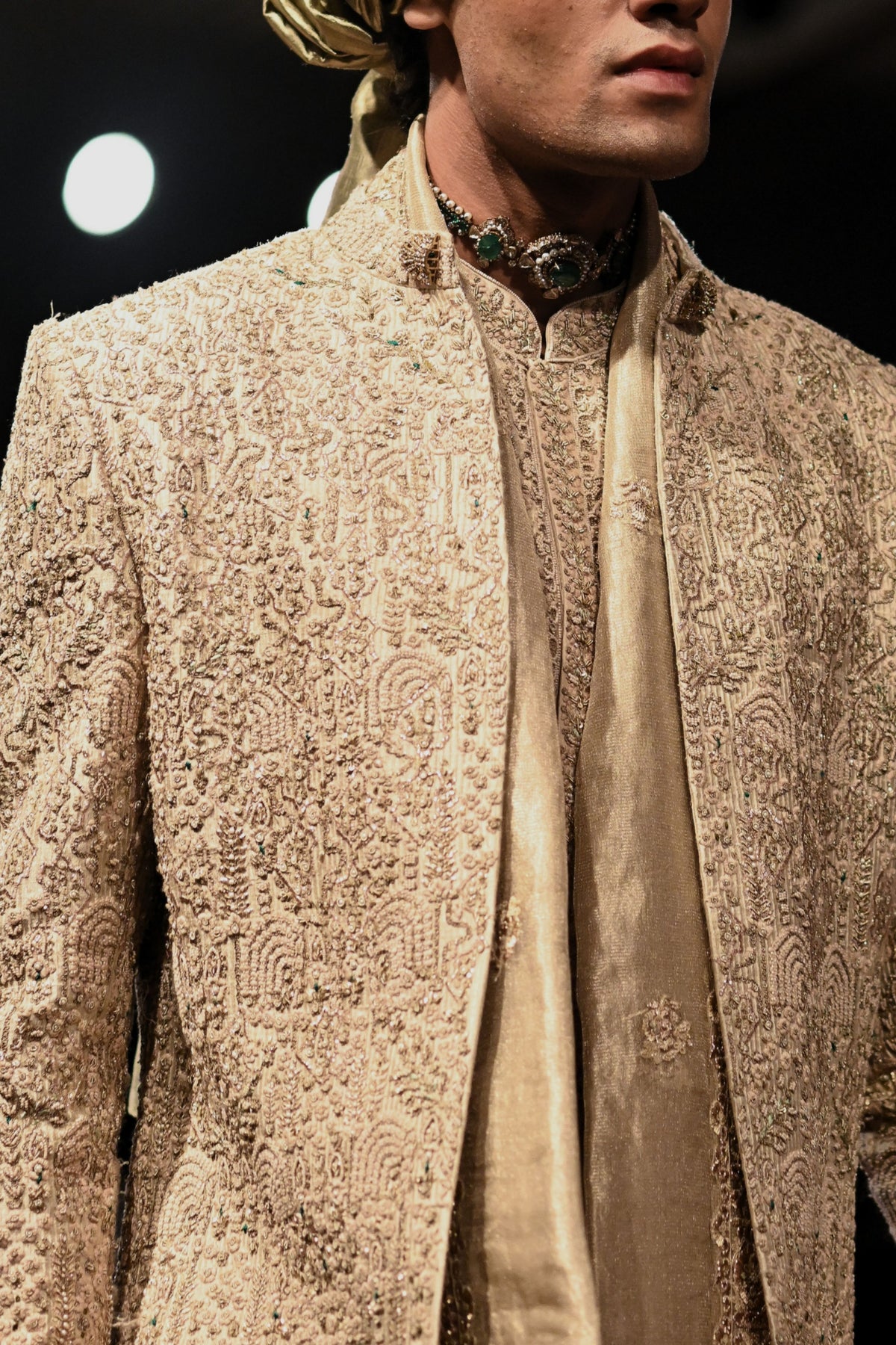 Vayun Sherwani Set