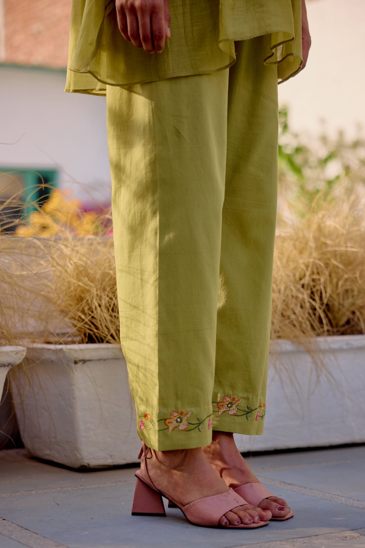 Green Petal Path Cord Set