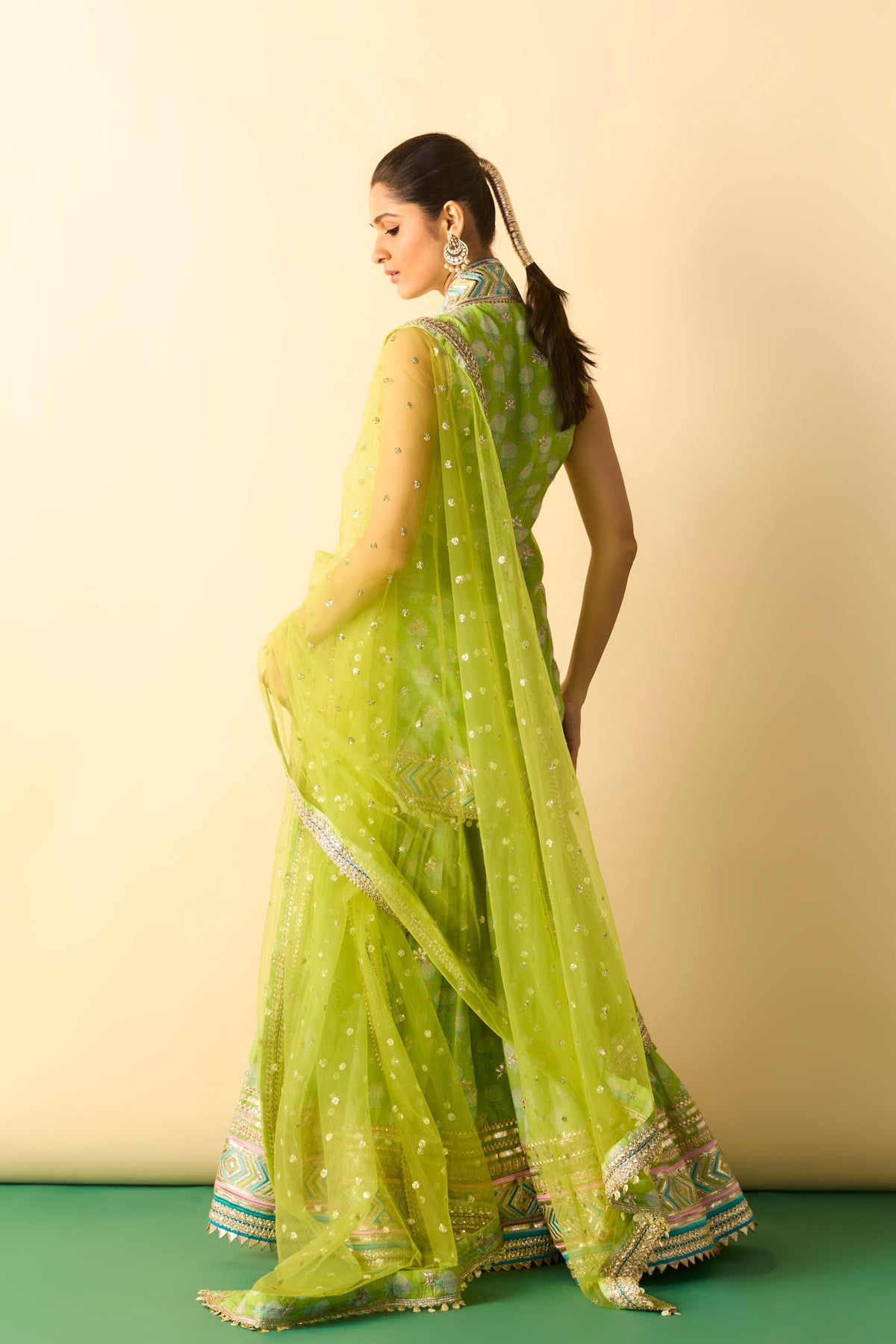 Aarvi Sharara Set