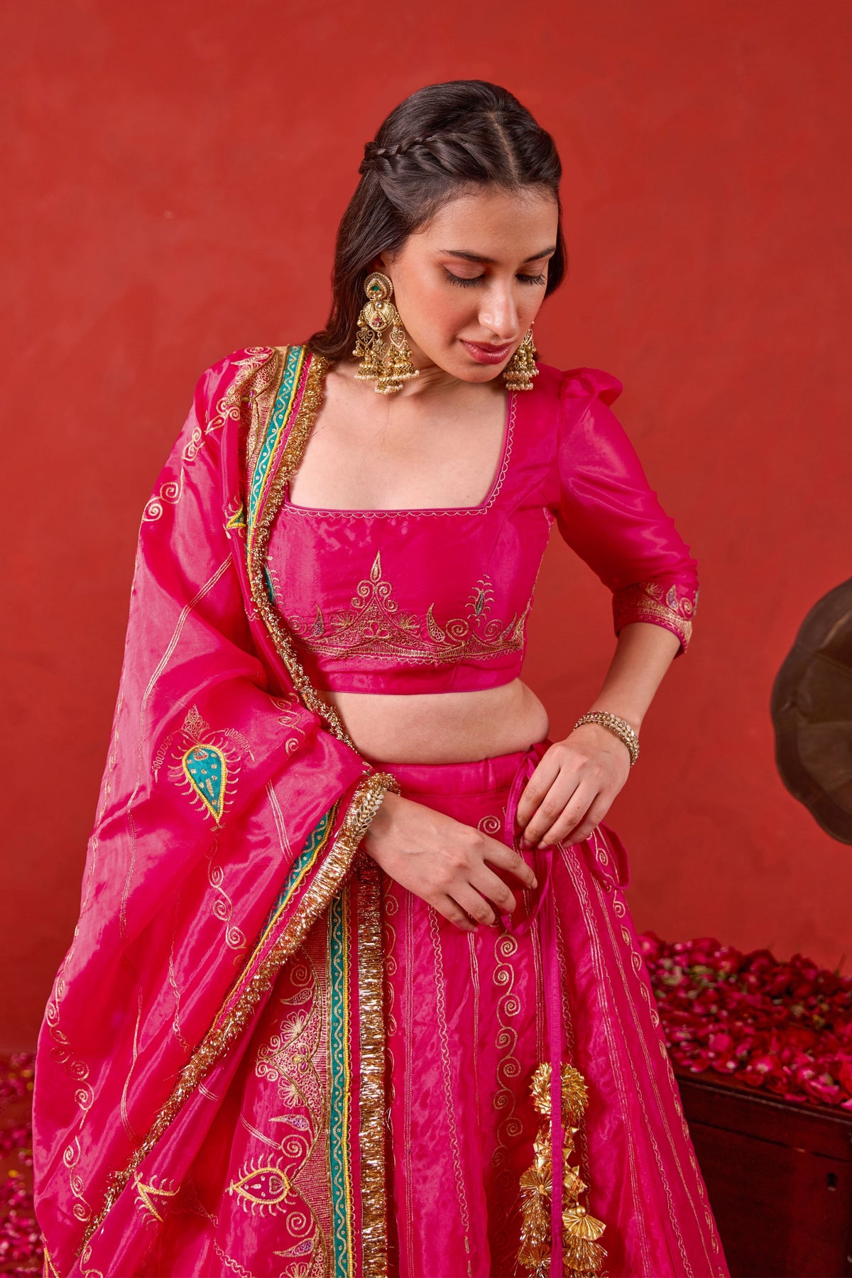 Nayaab Lehenga Set