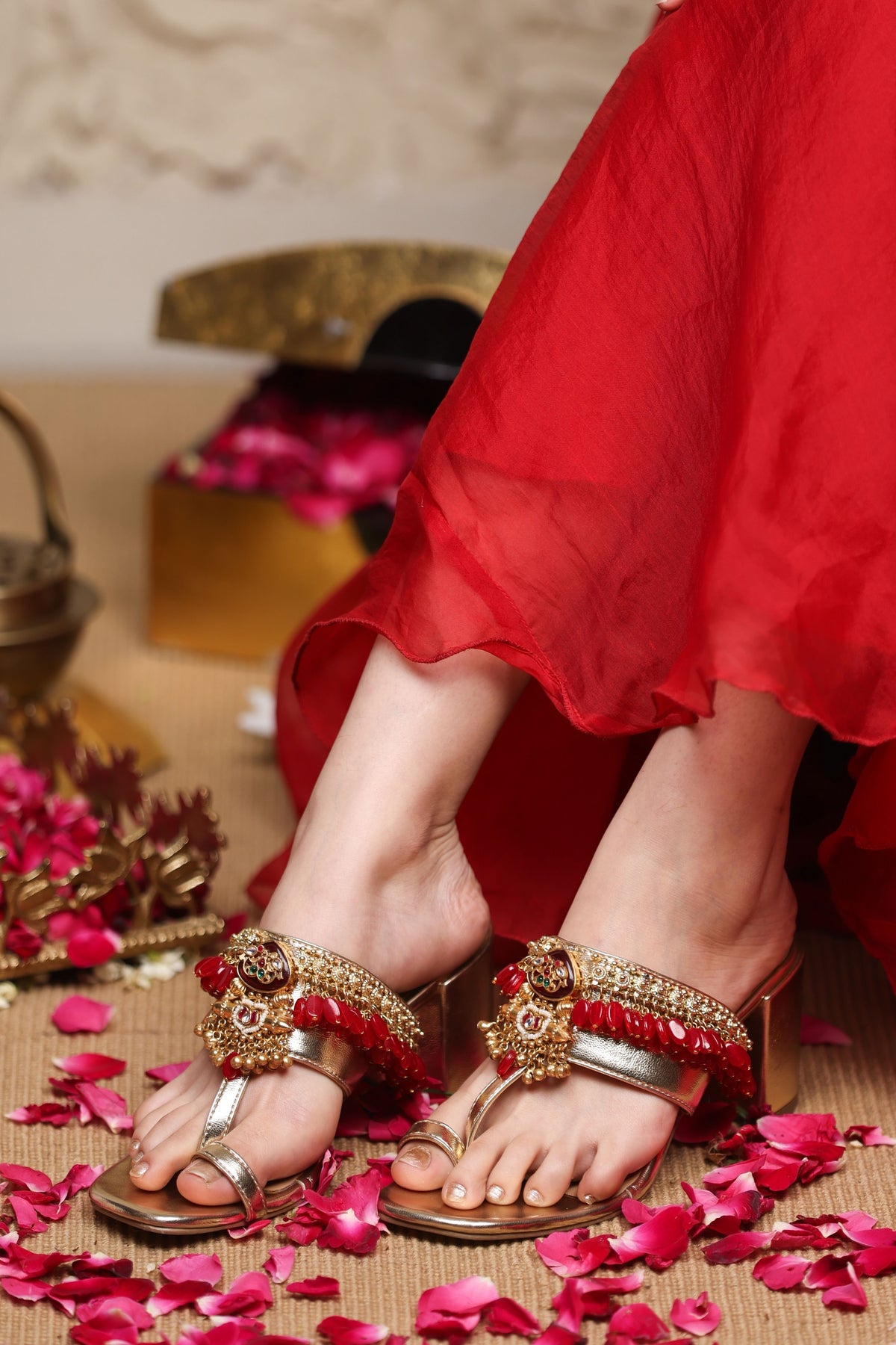 Suryana Kholapuri Heel