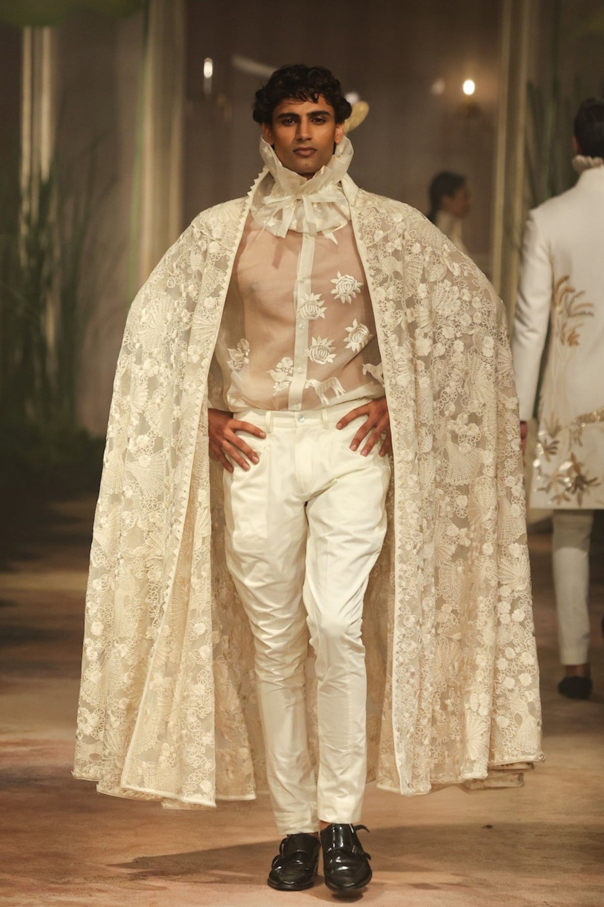 Ivory Net Mens Cape