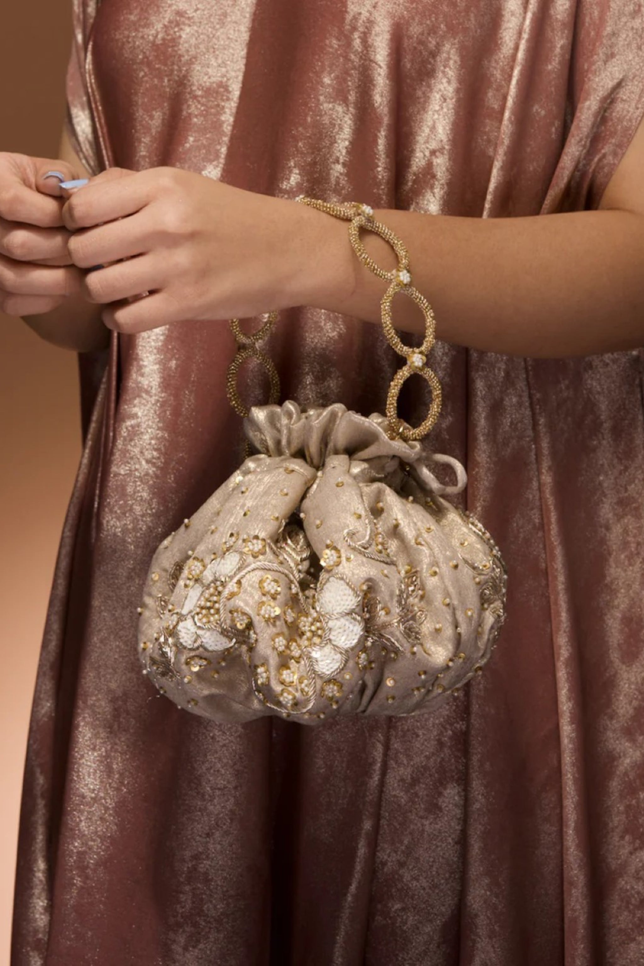 Zara gold purse outlet