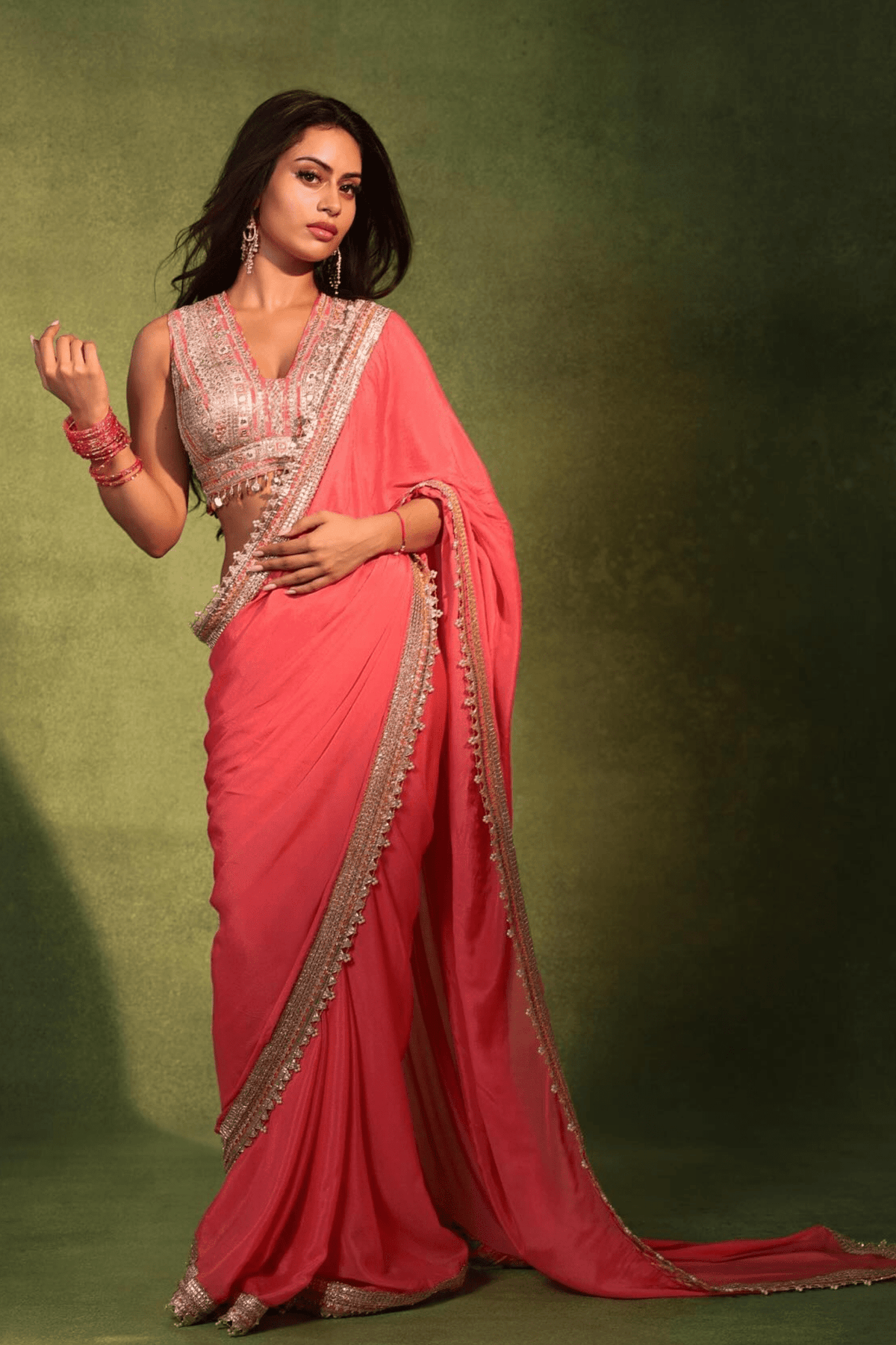 Nysa Devgan in Gopi Vaid - Gopi Vaid - Elahe