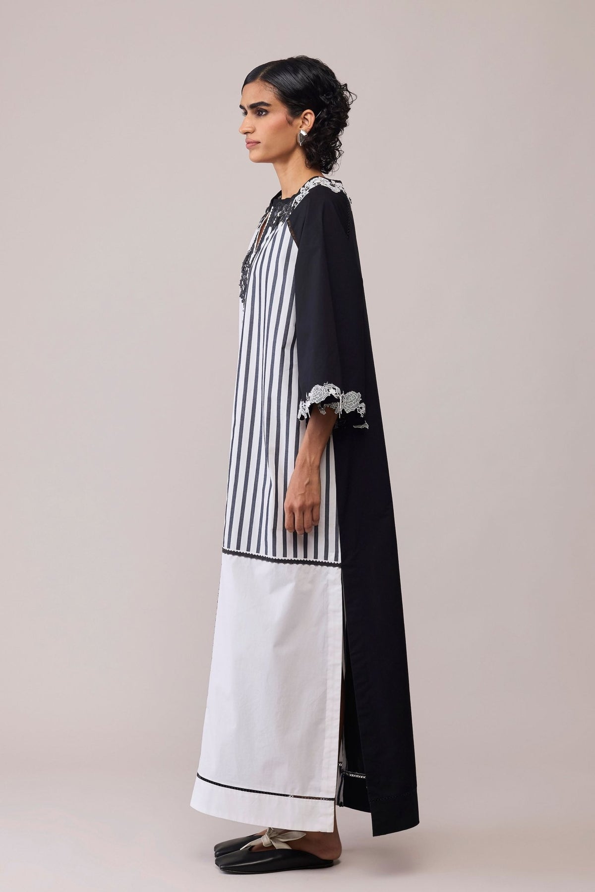 Neesa Black White Dress