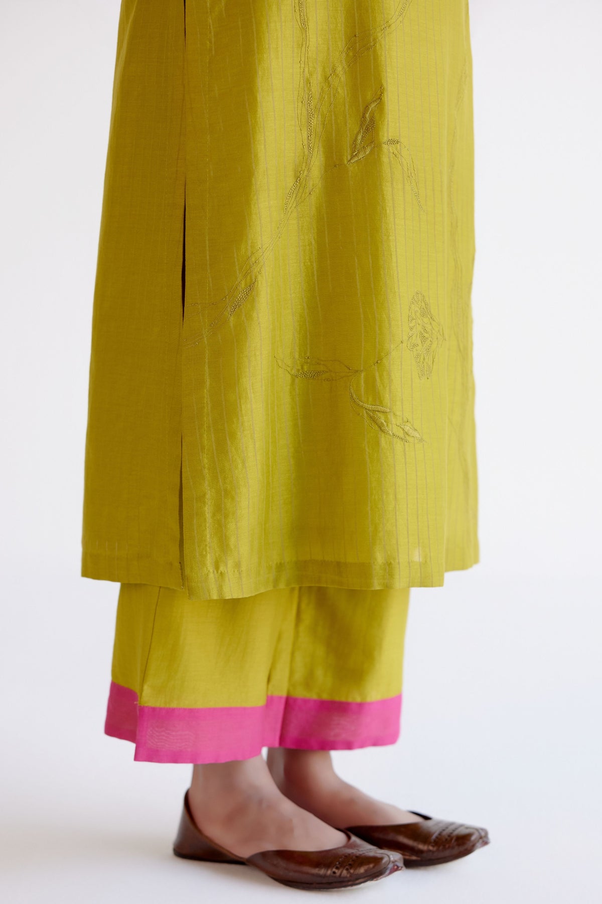 Green Resham Embroidery Kurta Set