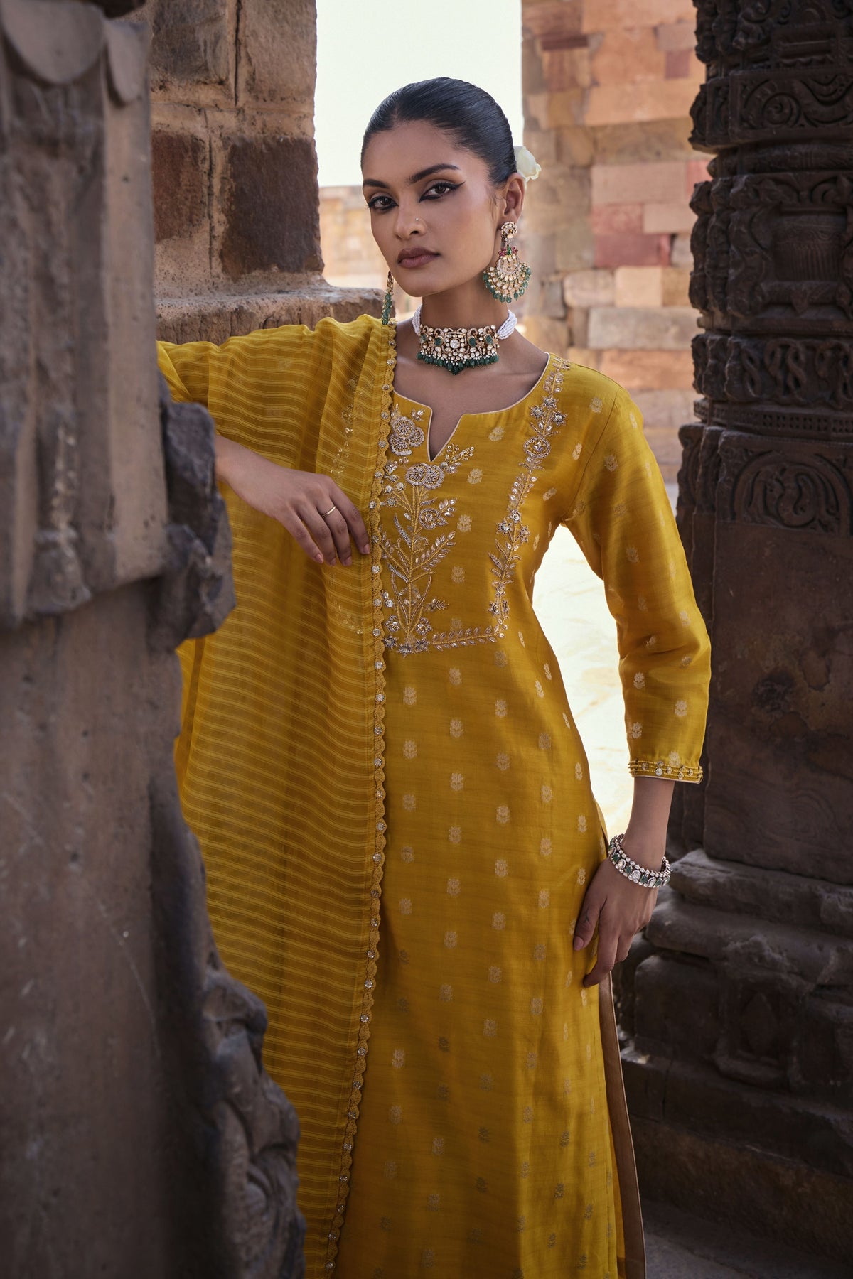 Aarna Yellow Kurta Set