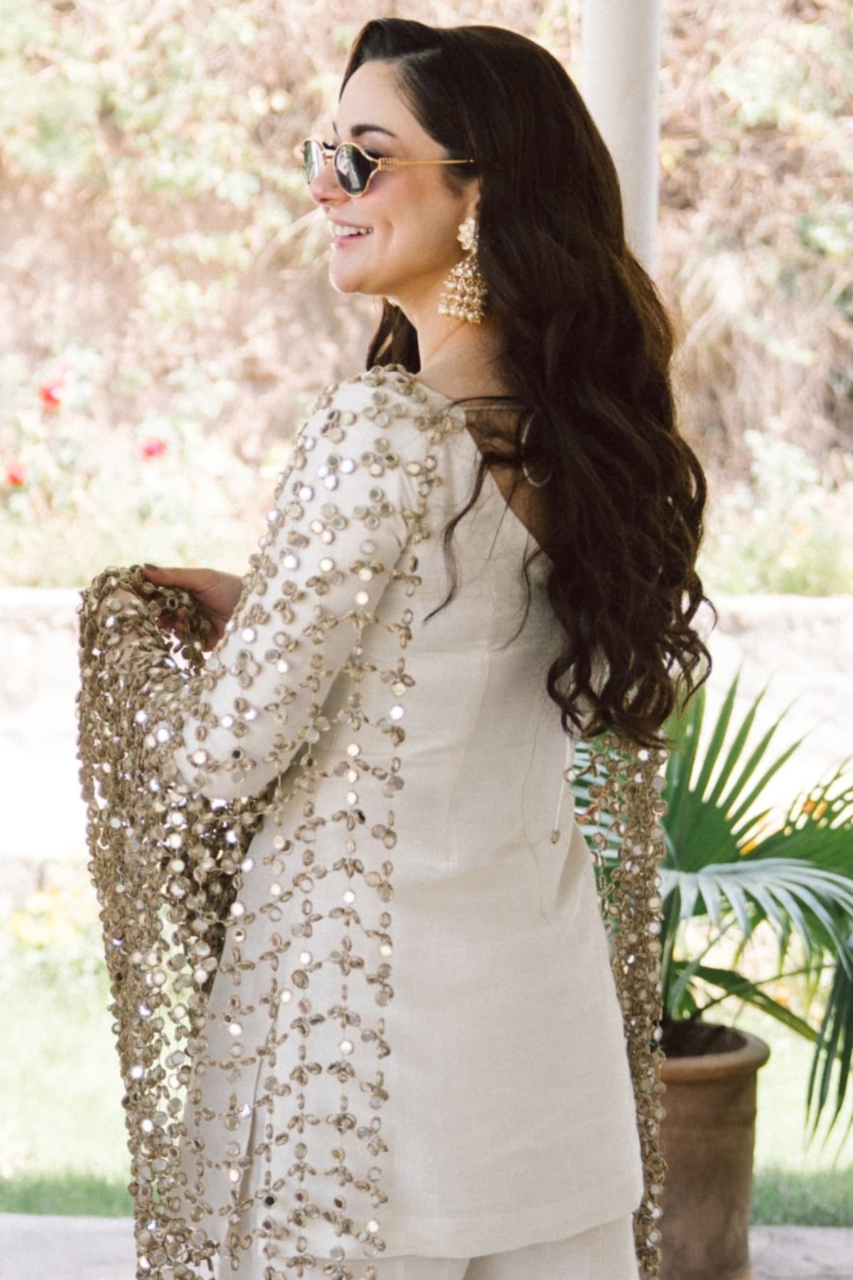 Hania Aamir in Itrh