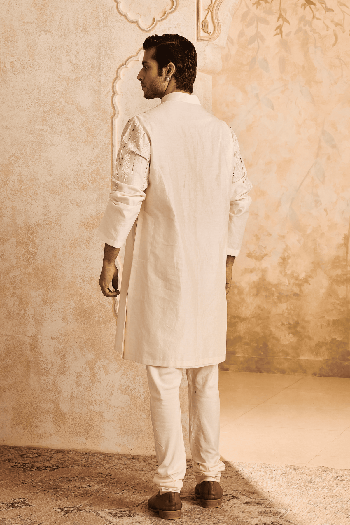 Embroidred Ivory Applique Kurta Set