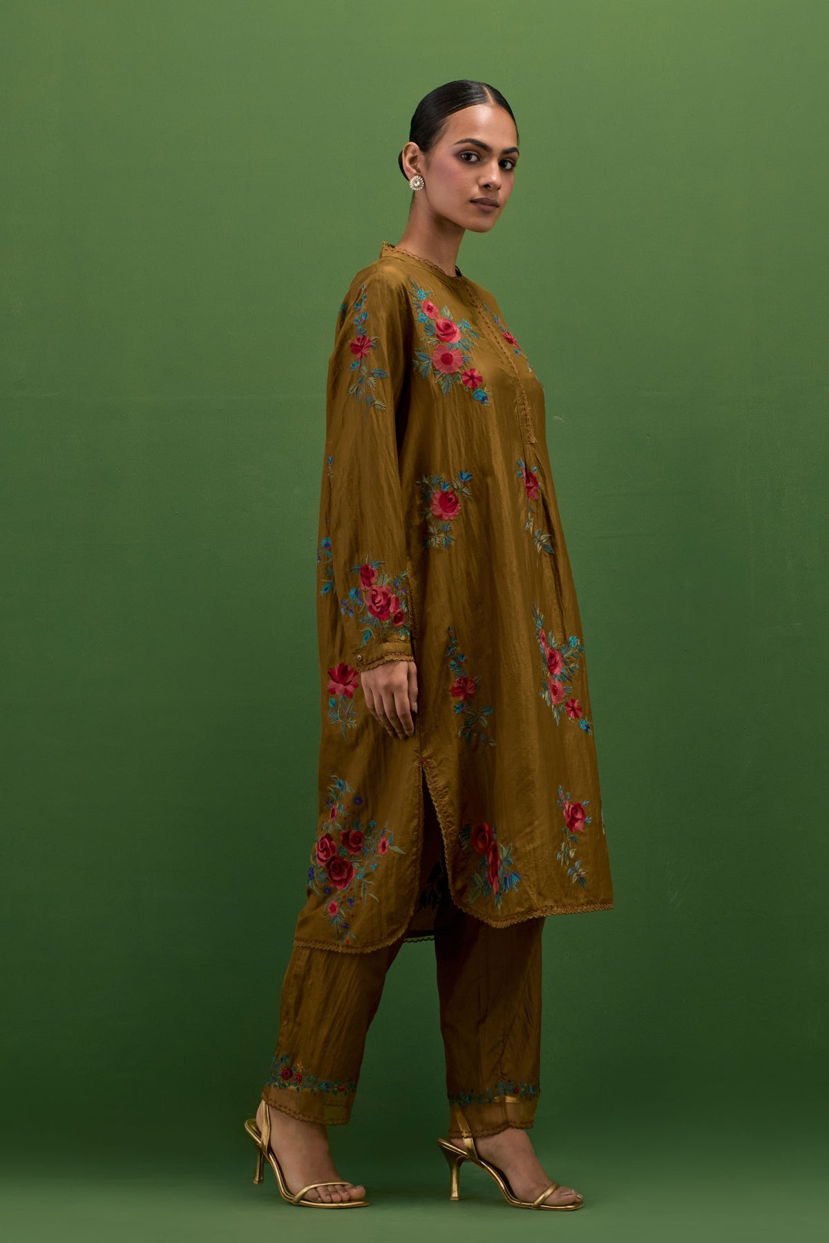 Olive Rose Embroidery Kurta Set