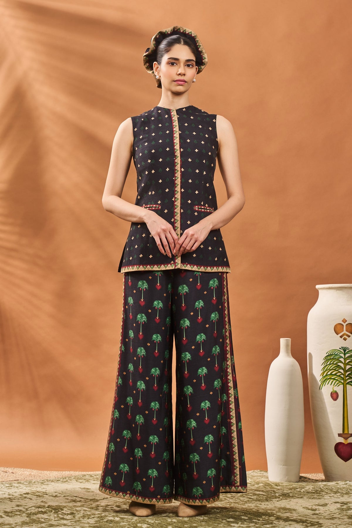 Black Tree of Hearts Co-ord Set