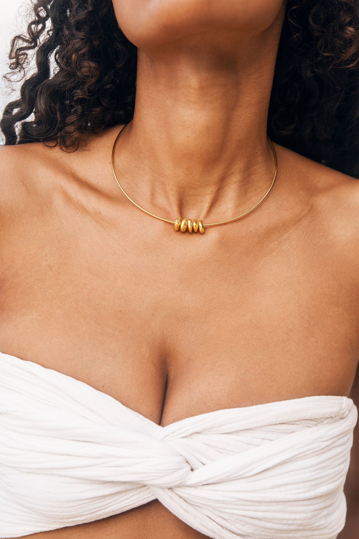 Thero Golden Choker