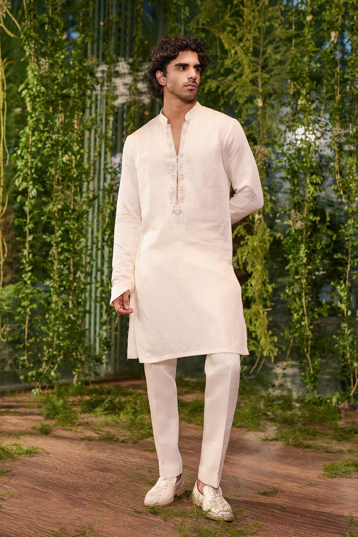 Border Kurta Set