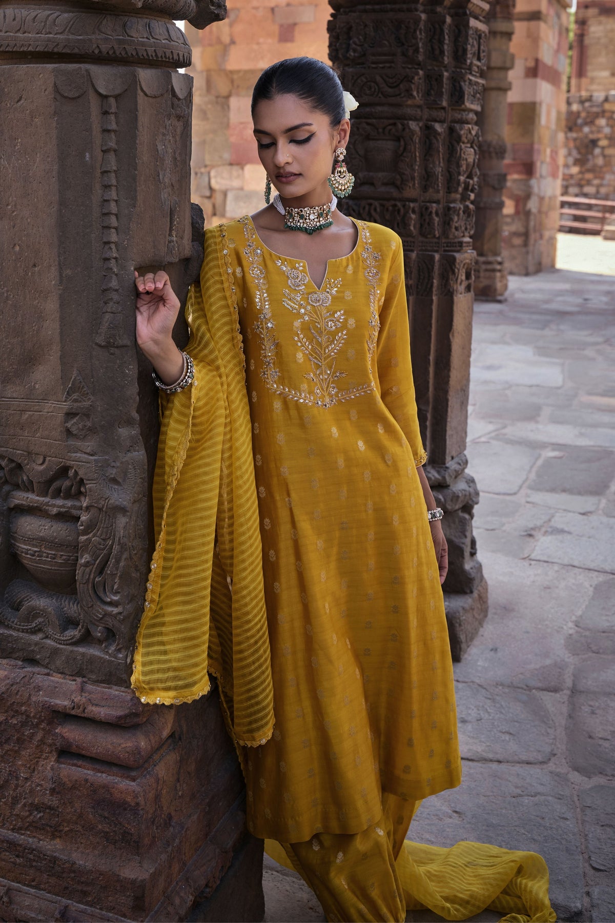 Aarna Yellow Kurta Set