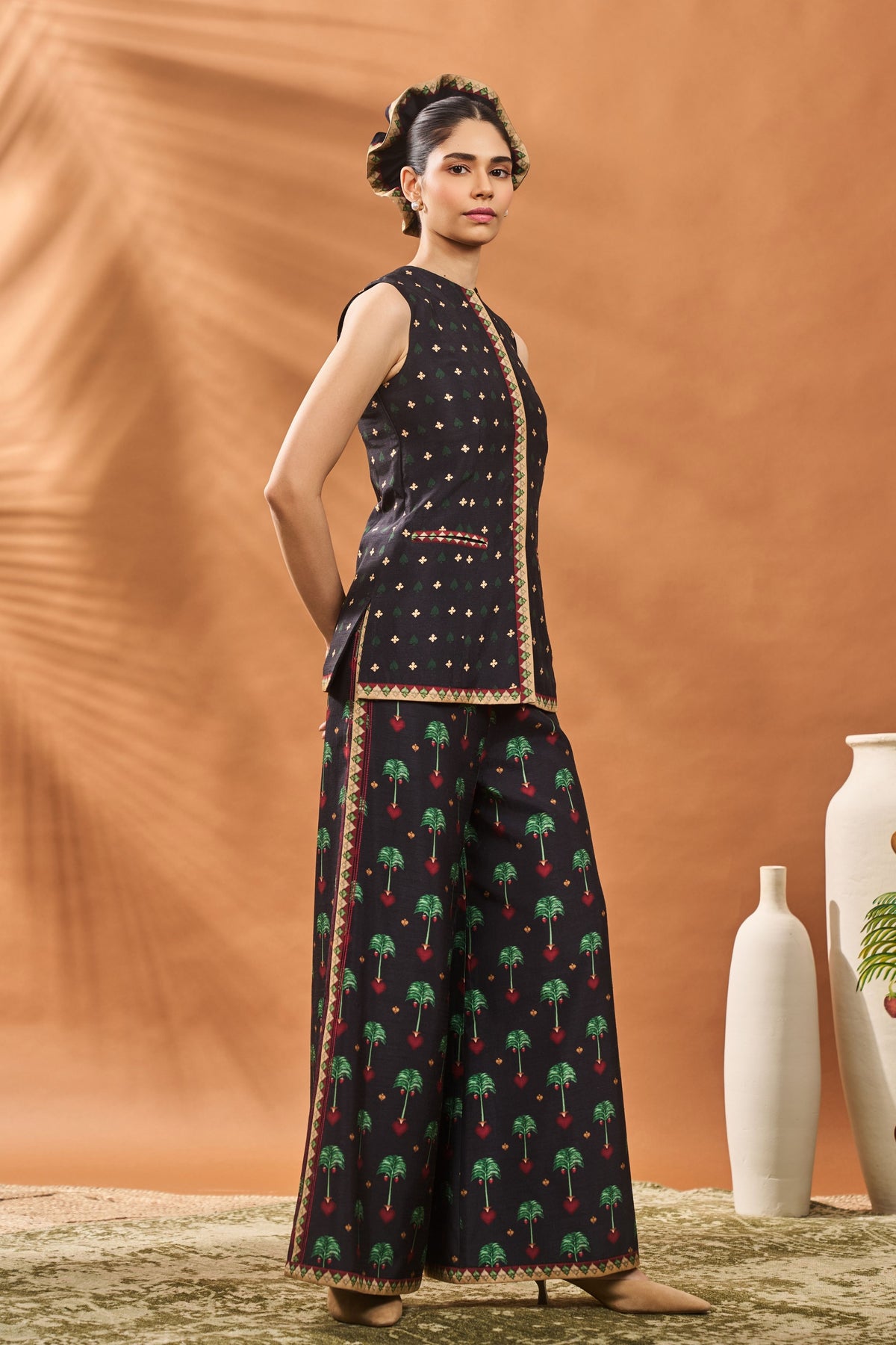 Black Tree of Hearts Co-ord Set