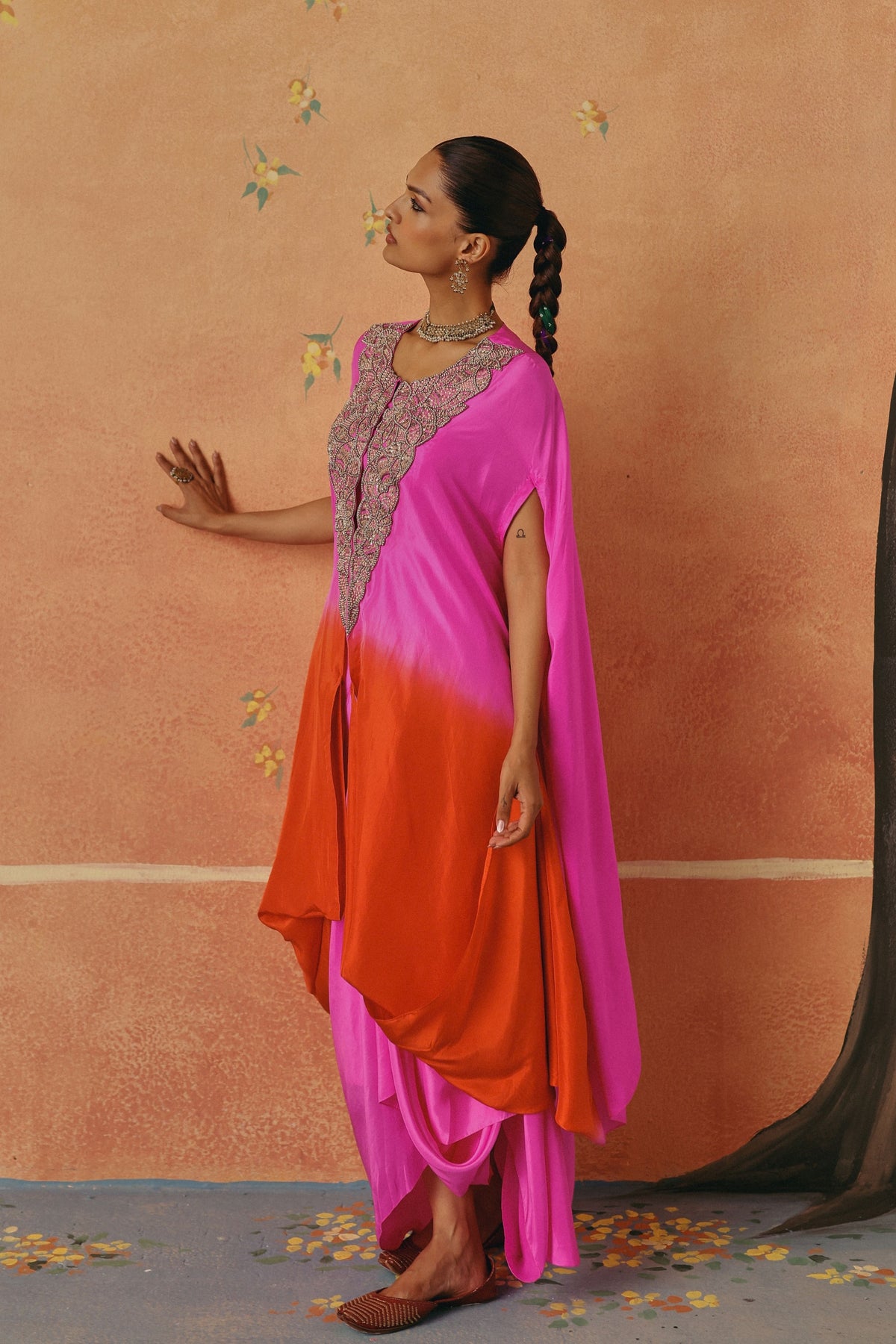 Rang Leher Cape Set