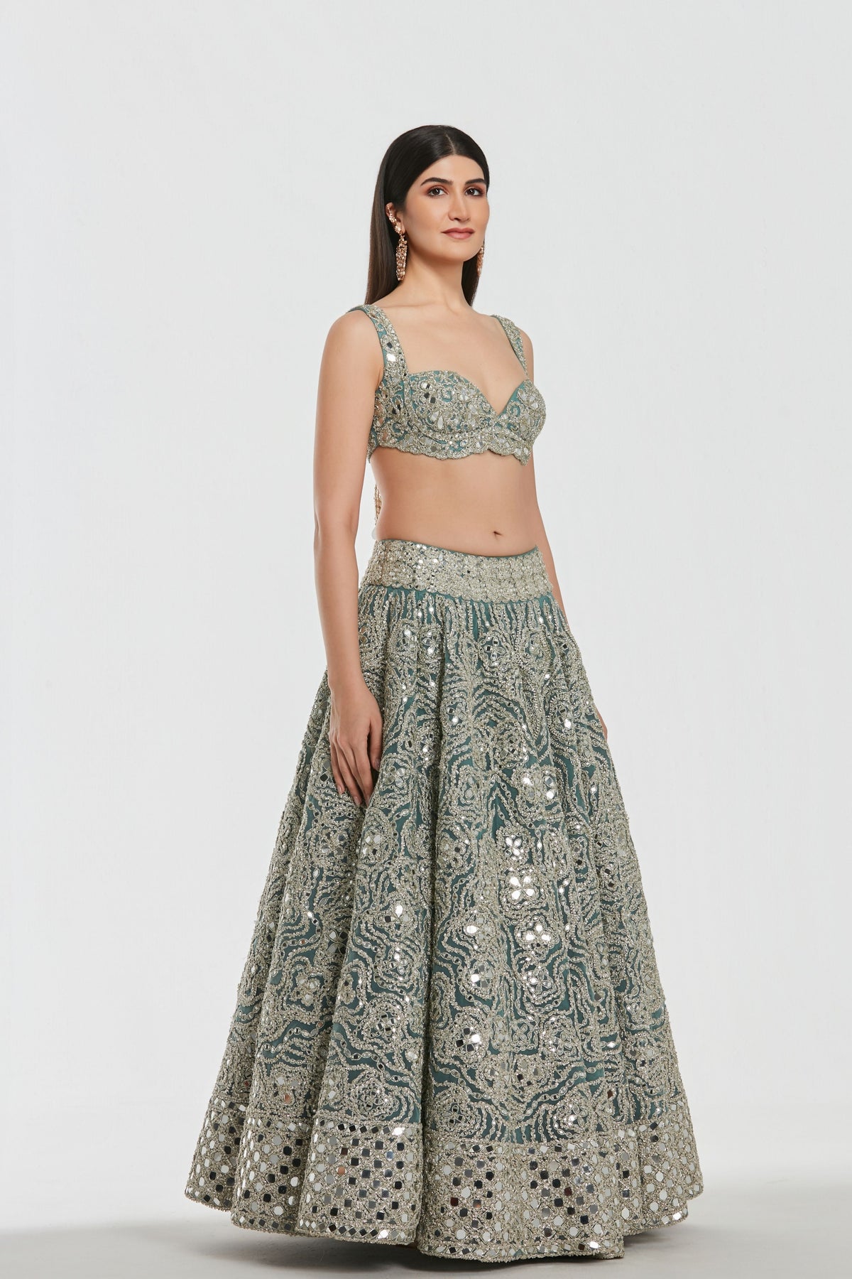 Gulzar Lehenga Set