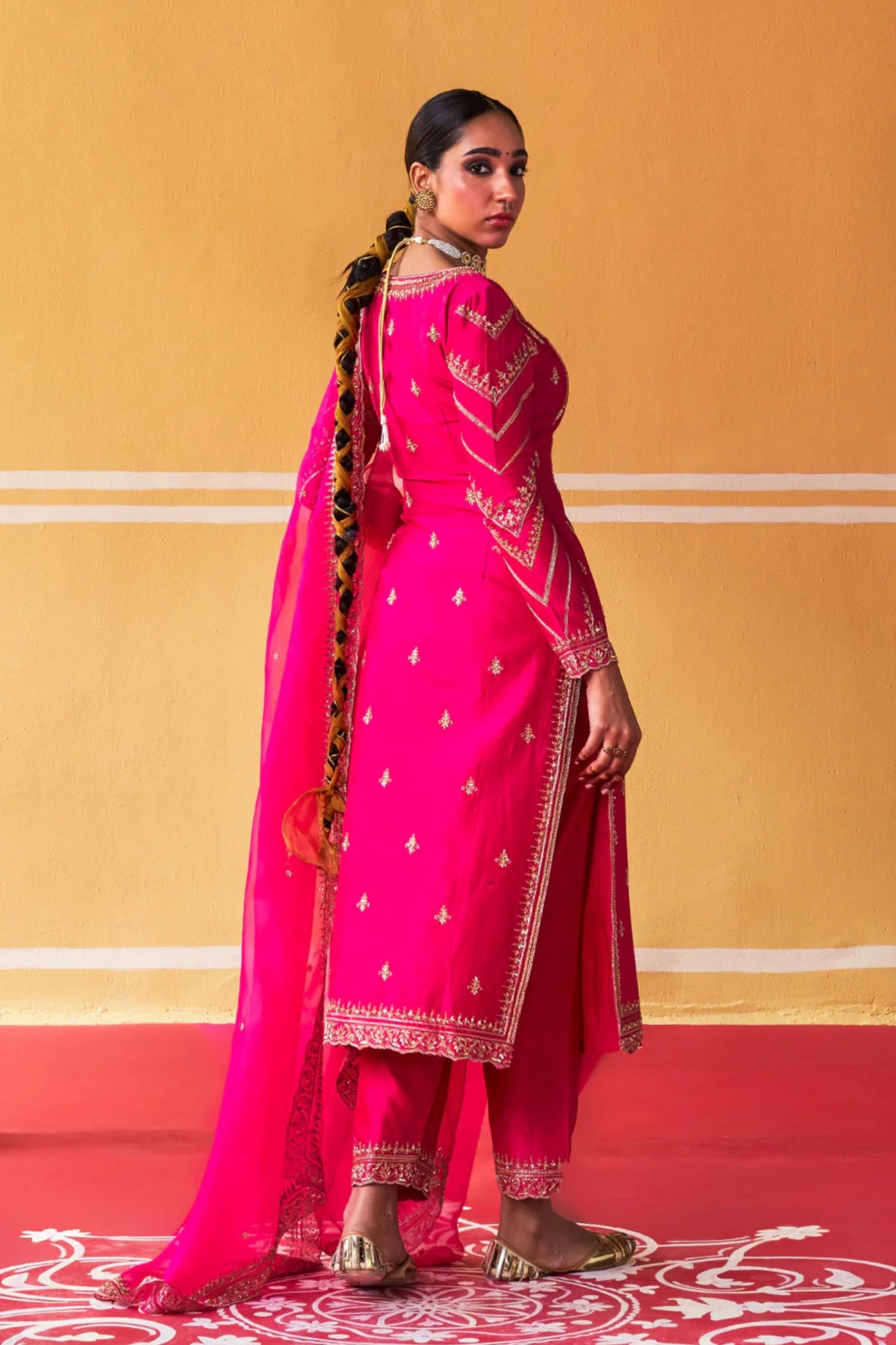 Kavia Kurta Set