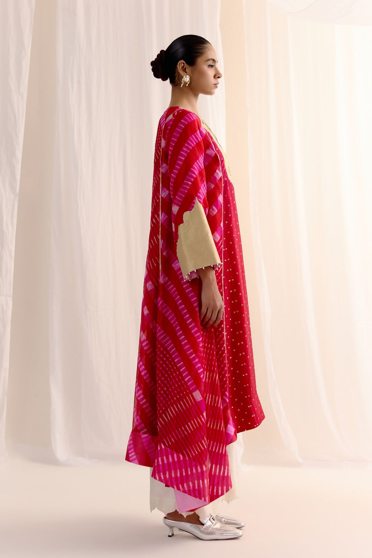 Rang-e-gulab Kurta Set