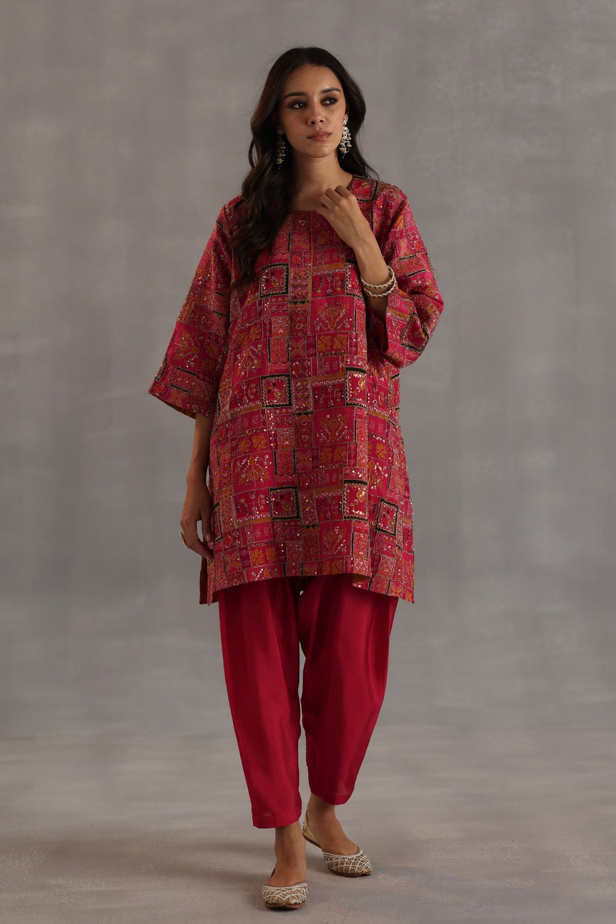 Raag Magenta Kurta Set
