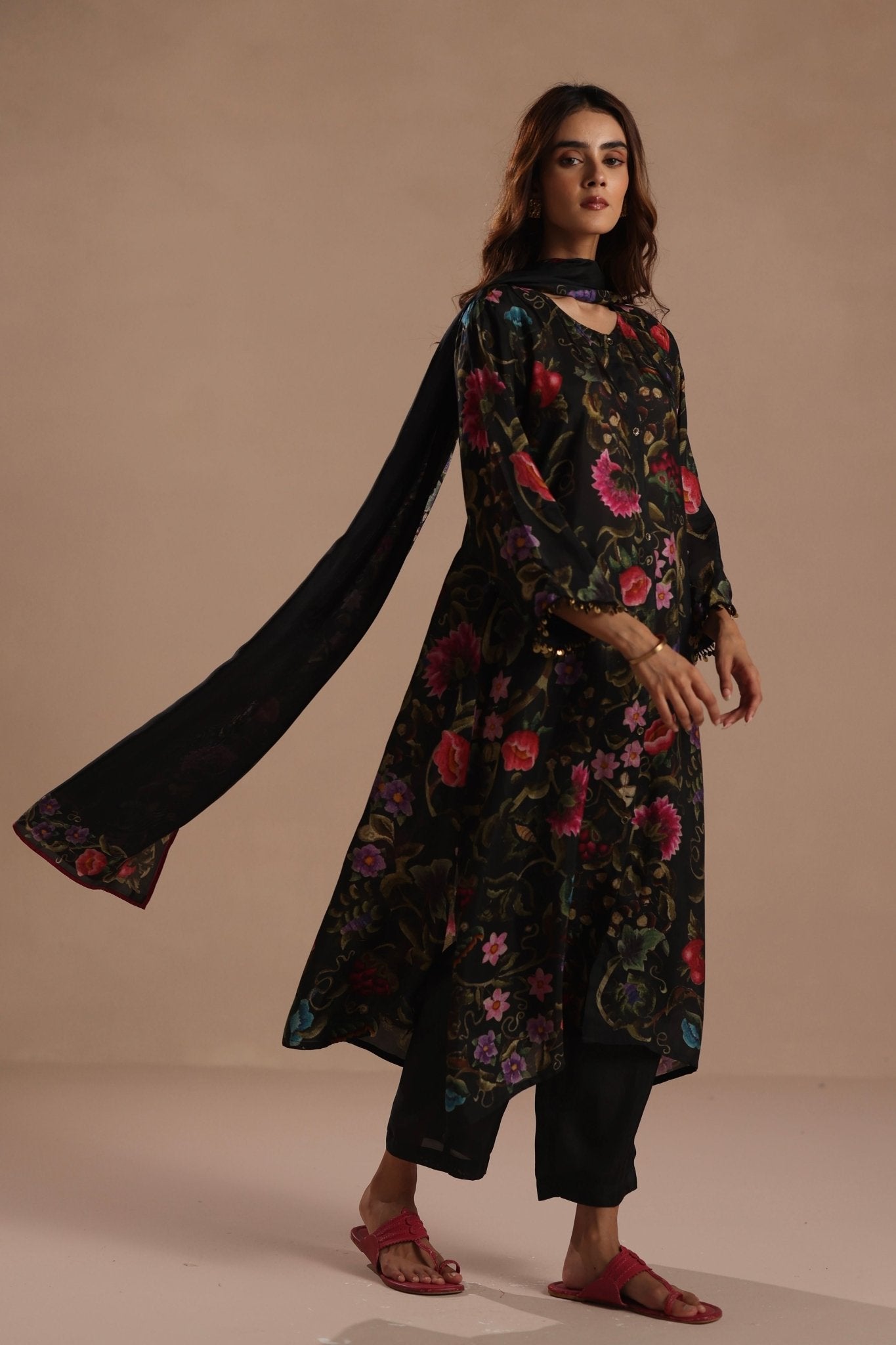 Vine Black Dupatta - Roza Pret - Elahe
