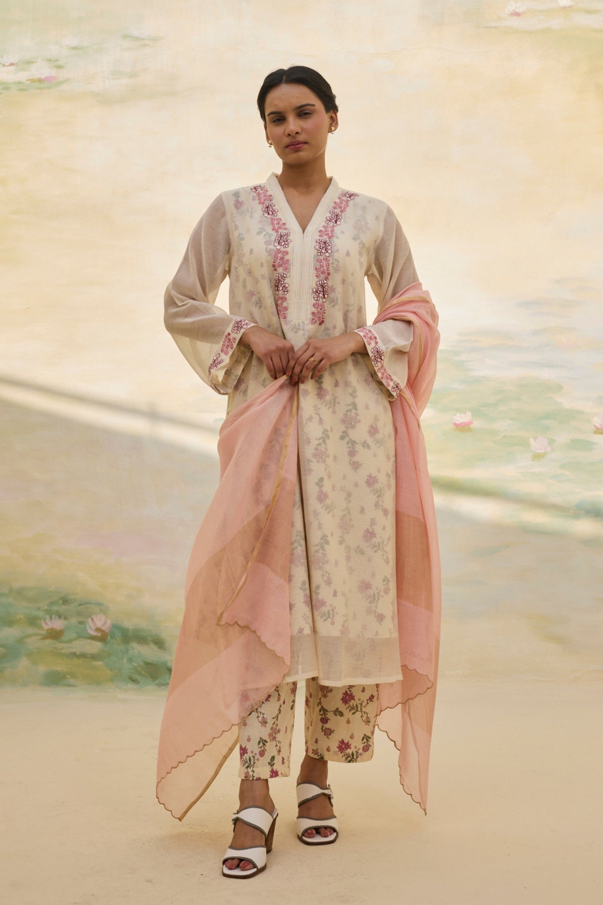 Vanya Kurta Set
