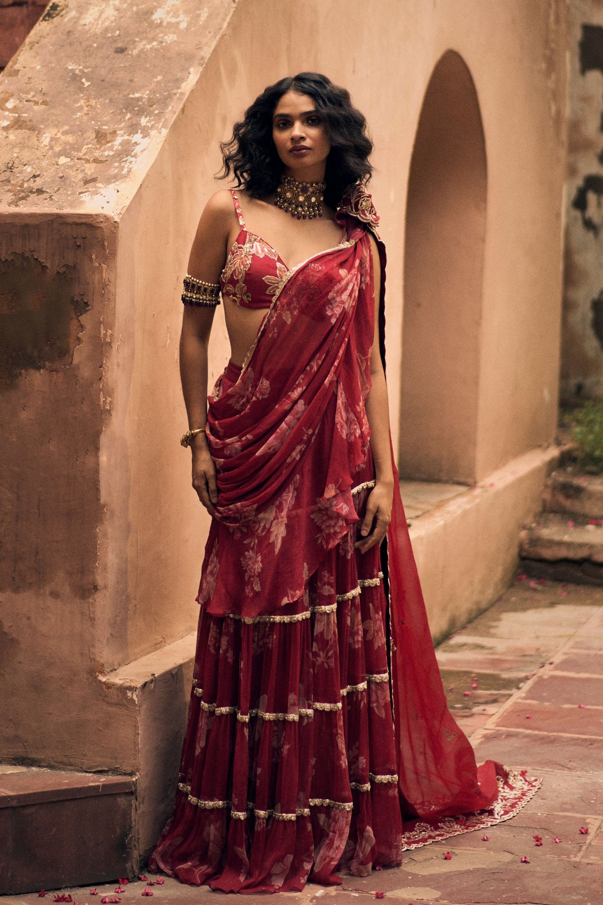 Vintage Floral Printed Saree Set