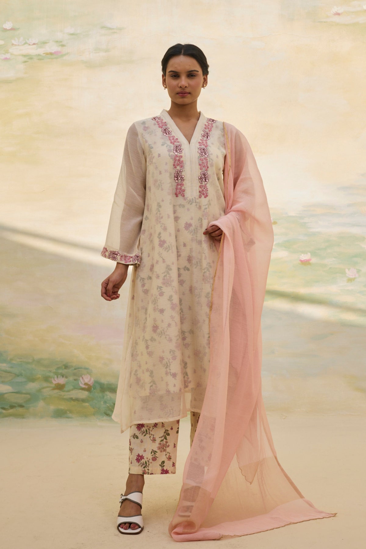 Vanya Kurta Set