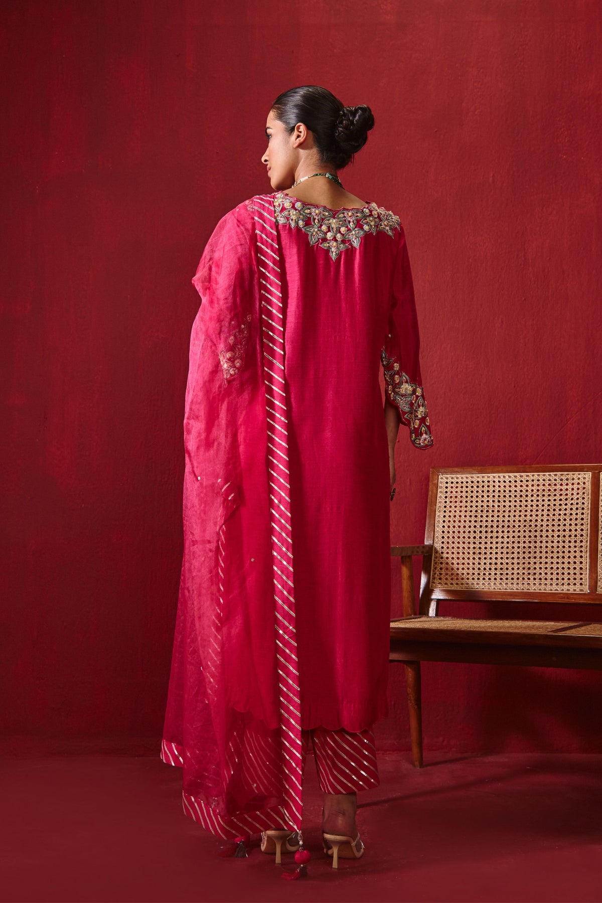 Rani Riwaaz Kurta Set