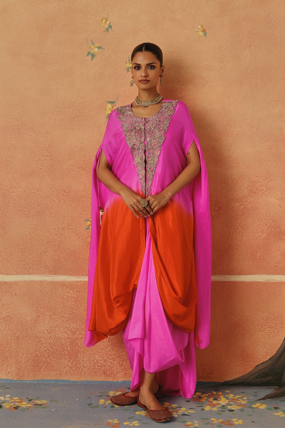 Rang Leher Cape Set