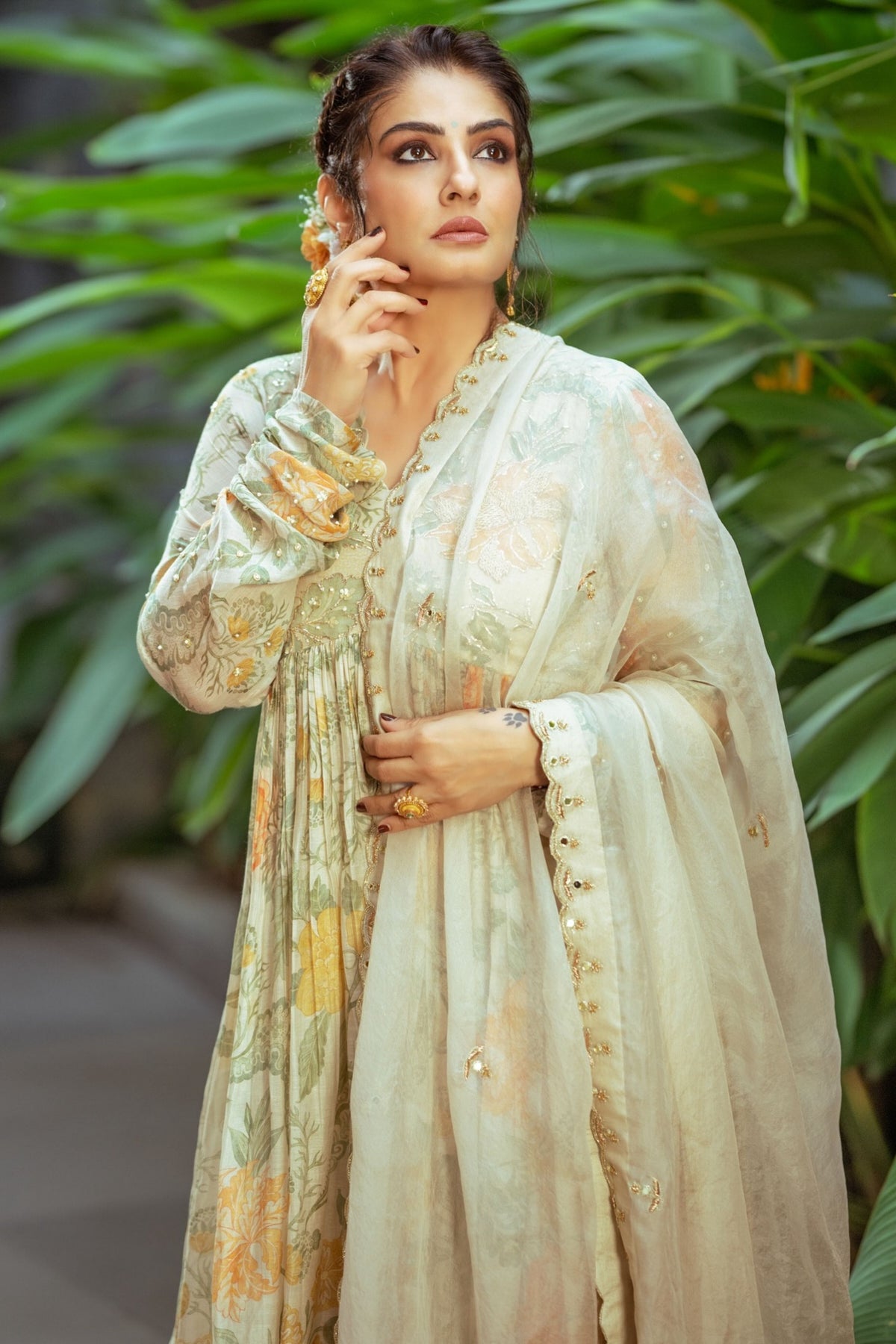 Raveena Tandon in Paulmi and Harsh