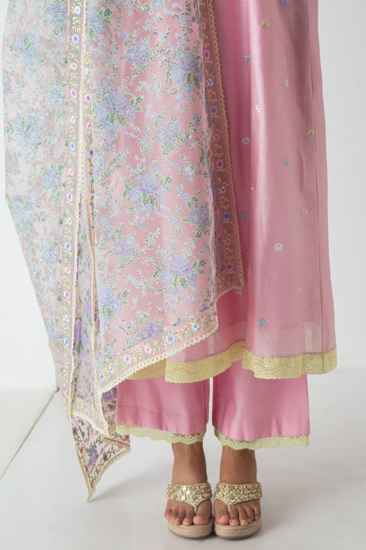 Pink Yeva Kurta Set