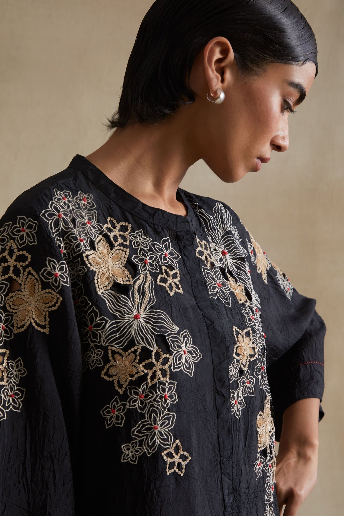 Black Embroidered Floral Kurta Set