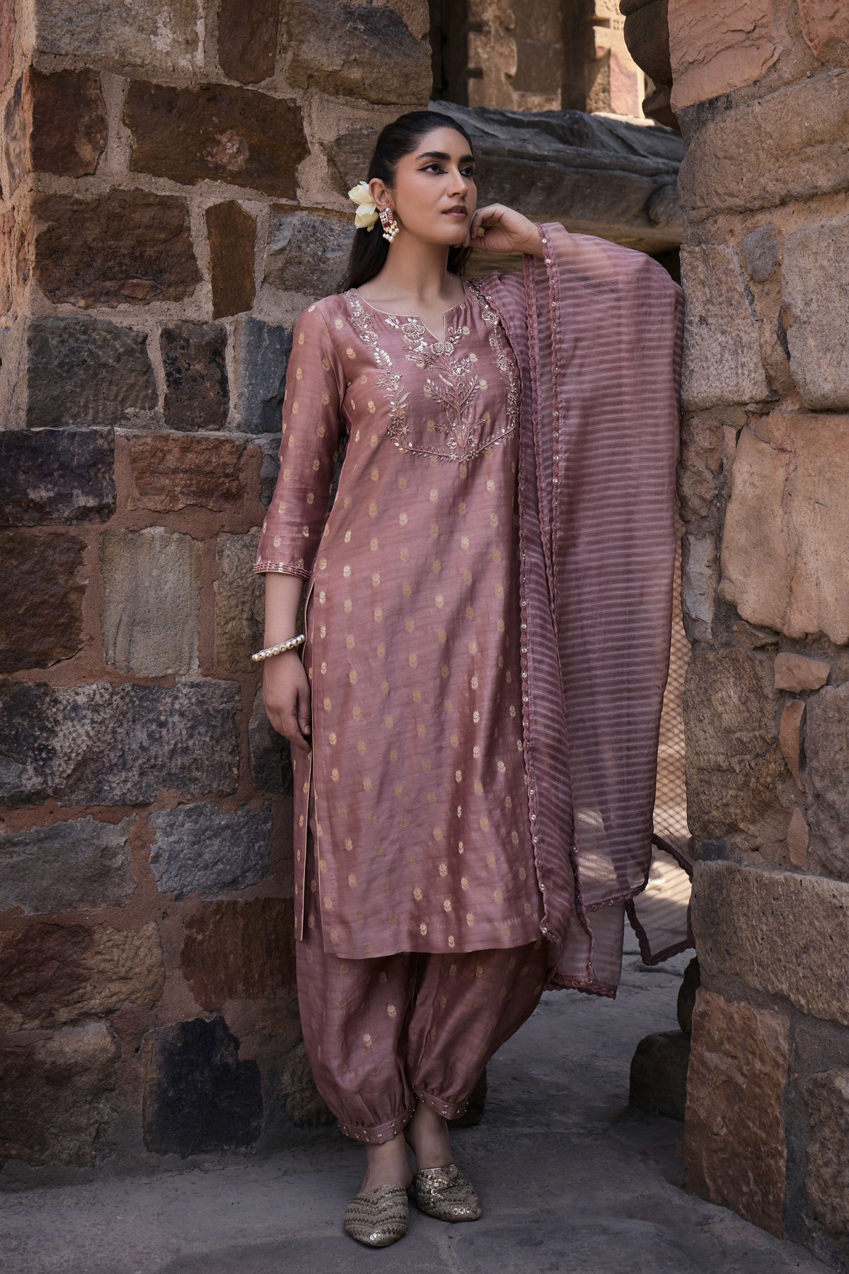Aarna Kurta Set