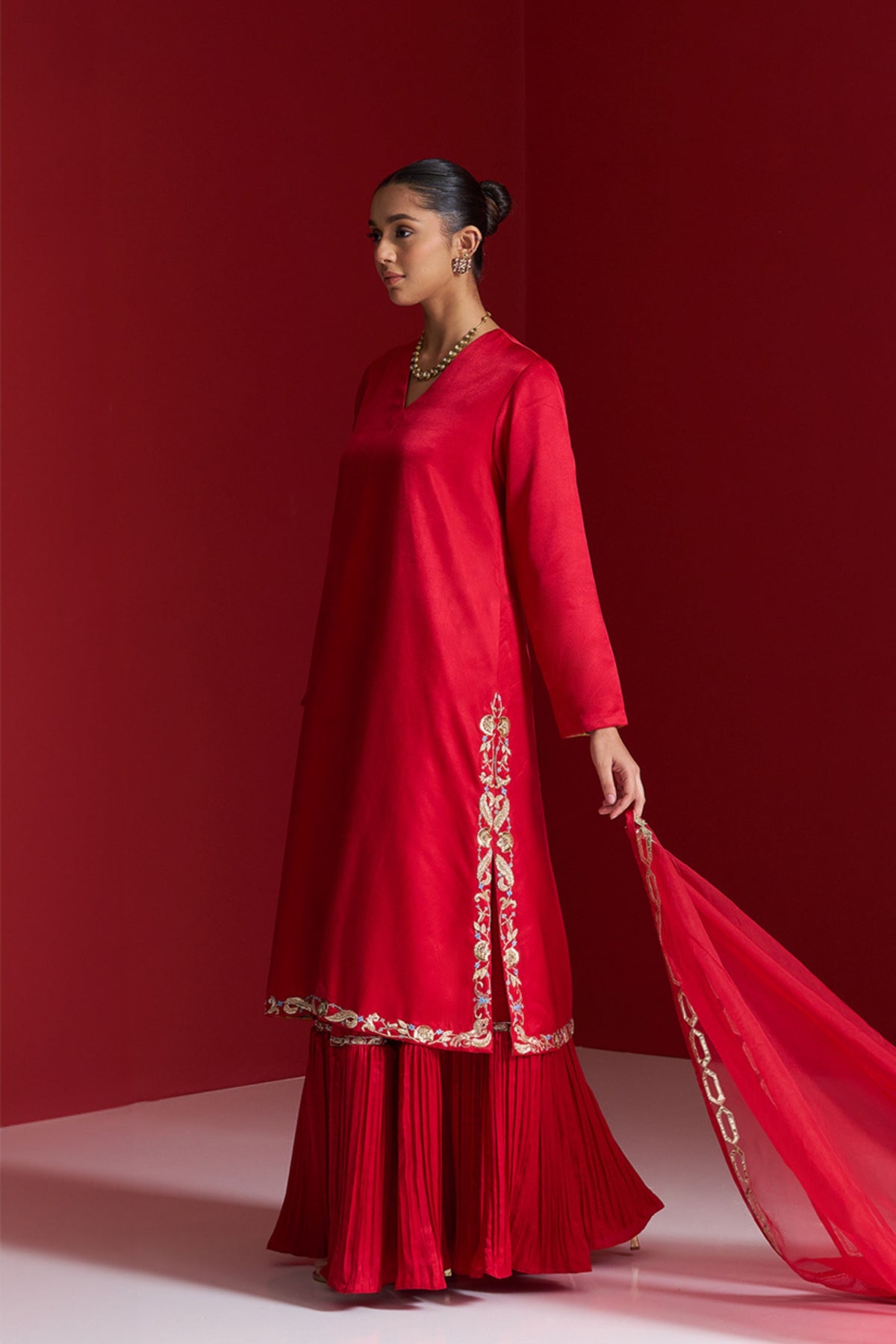 Taranjini Sharara Set