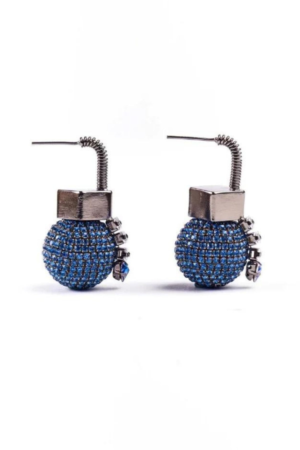 Orb Lock Earrings In Gunmetal