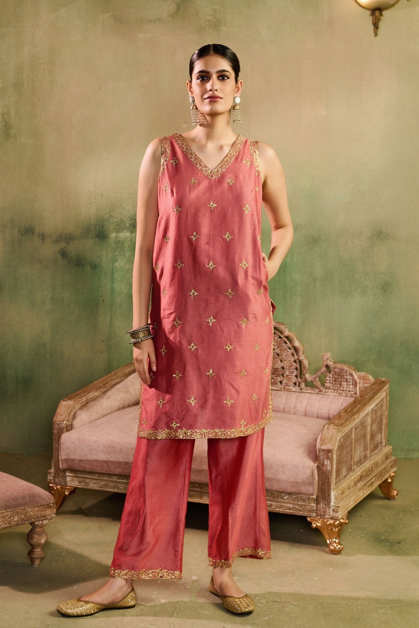 Gulaabi Noor Kurta Set - Reeti Arneja - Elahe