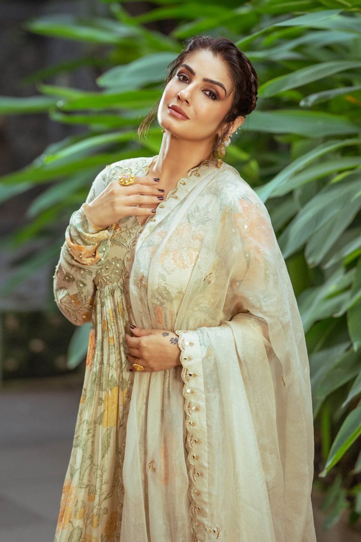 Raveena Tandon in Paulmi and Harsh