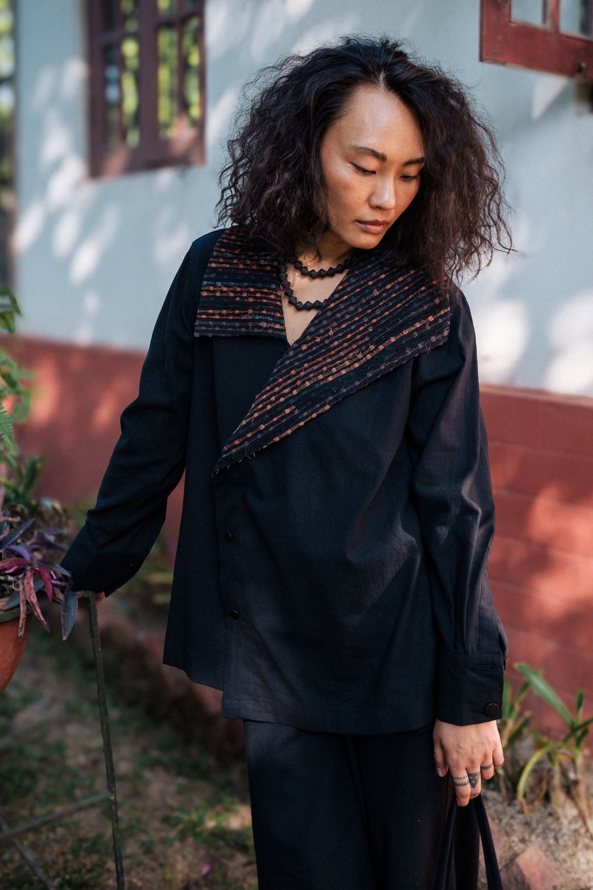 Black Copper Arrow Collar Shirt